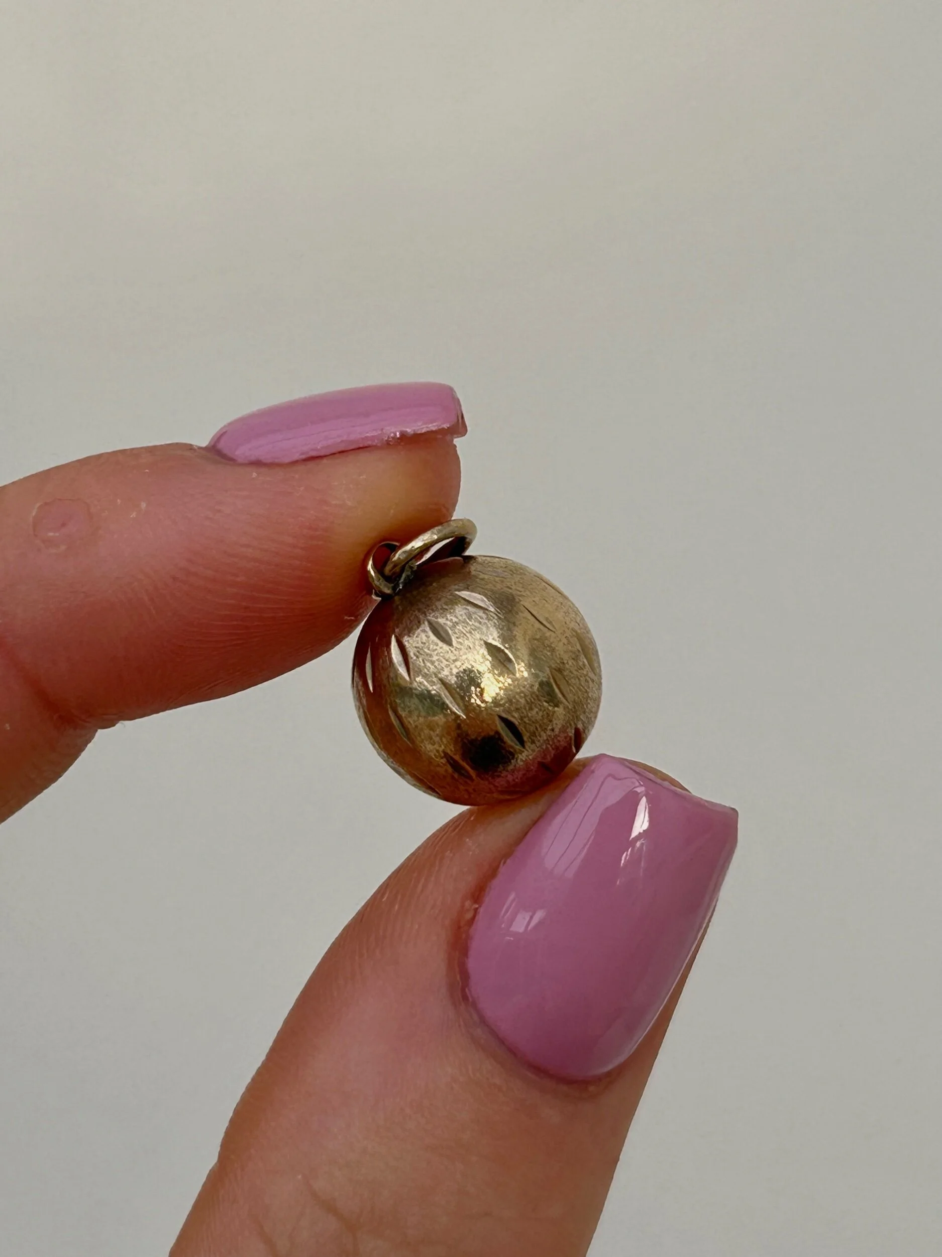 F390DF9E-BAFF-4699-B0C8-92BE31E3018F