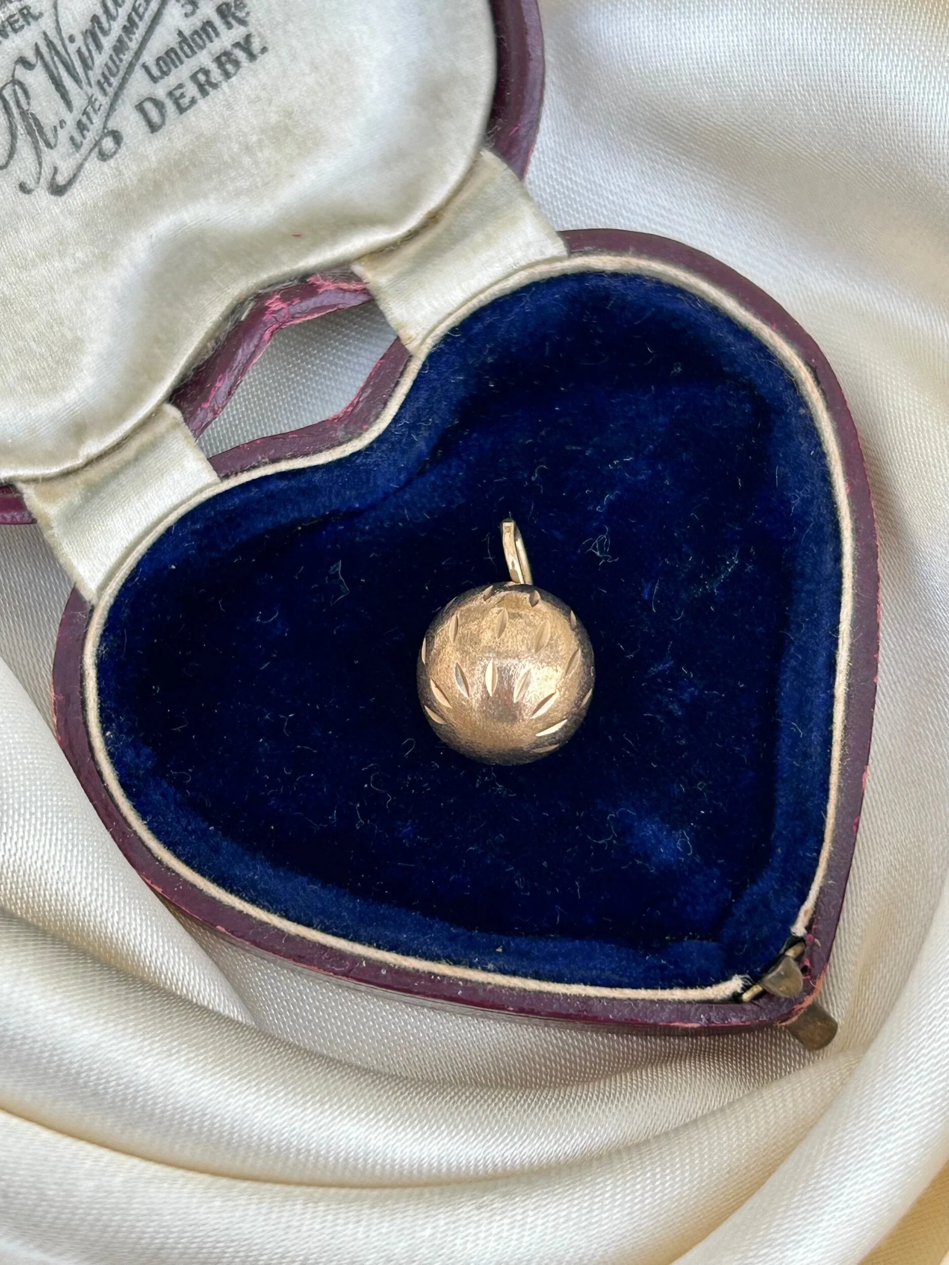 BACE10BB-BE03-4350-8C70-3C39F7B88AD8