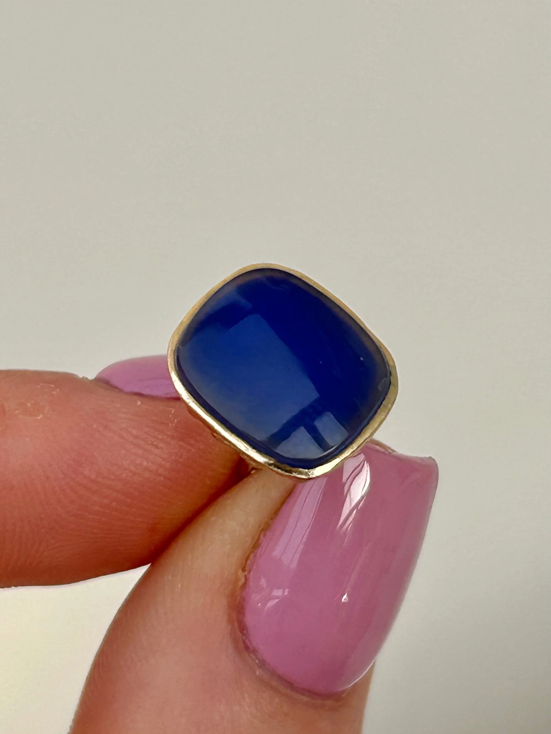 CEBAFD0F-20F3-41E8-9B58-462E4B1881BC