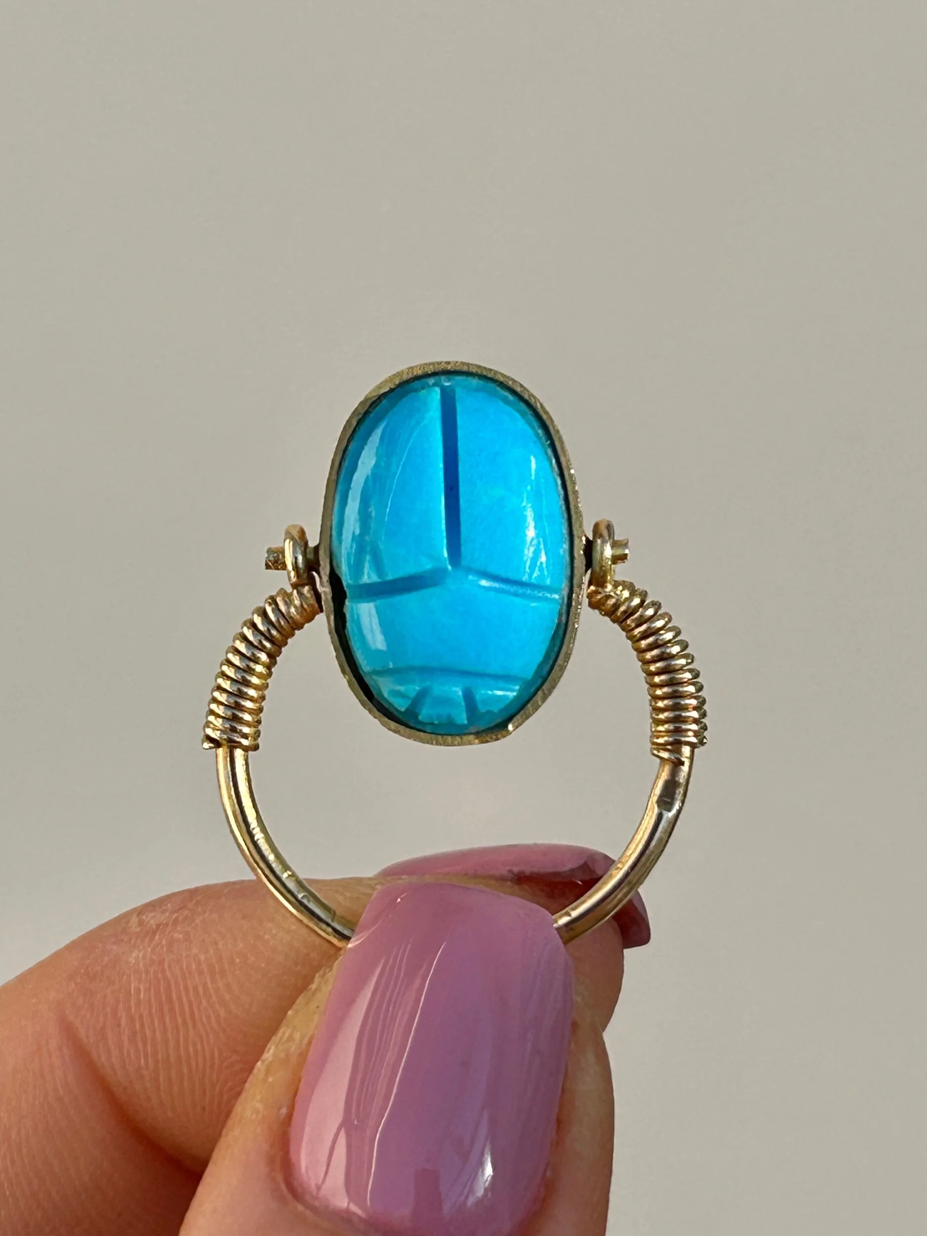 02C140A6-B7E0-42BA-9EFF-62694DB65164