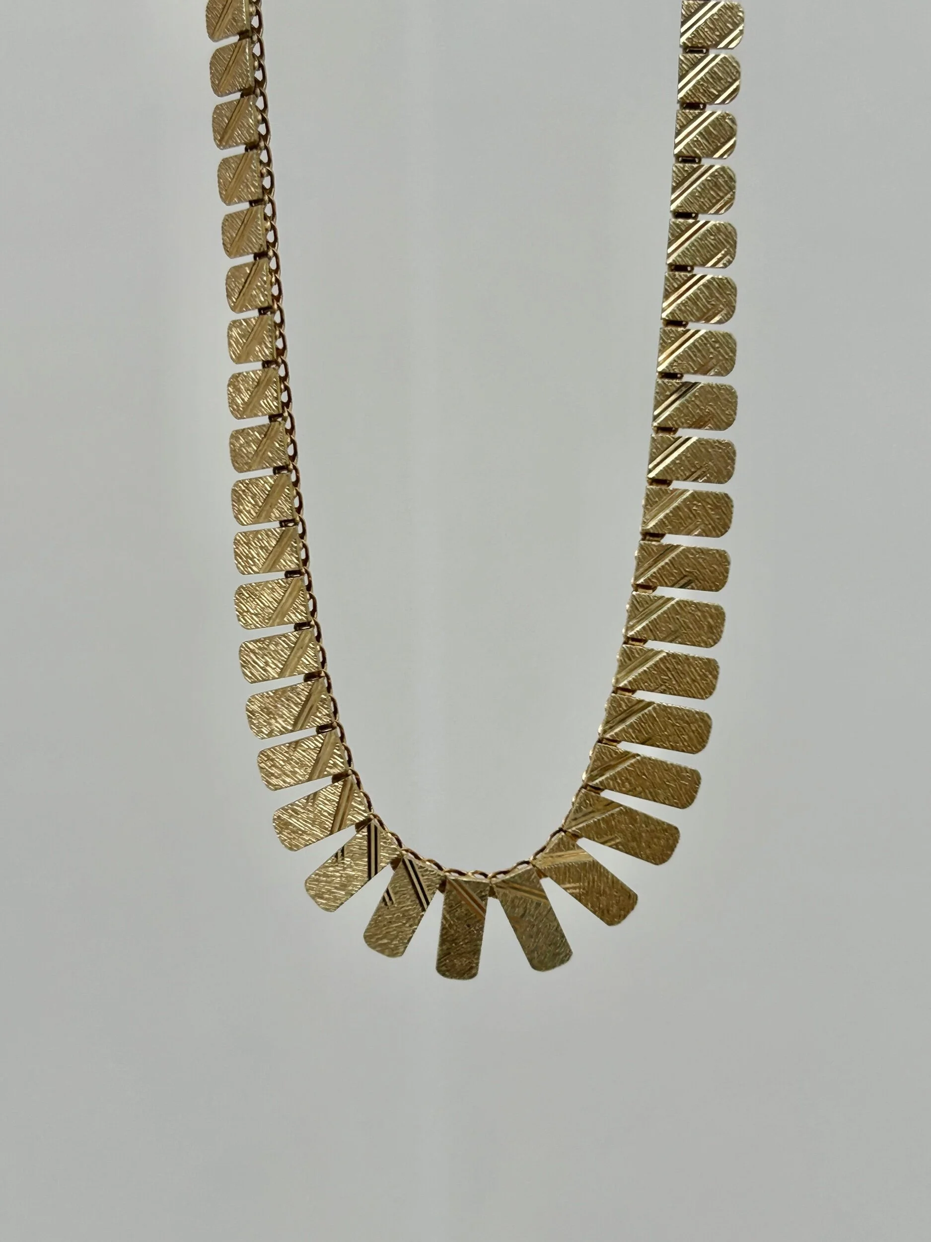 1C0D008E-F90F-4DC0-90F5-B097E35A500F