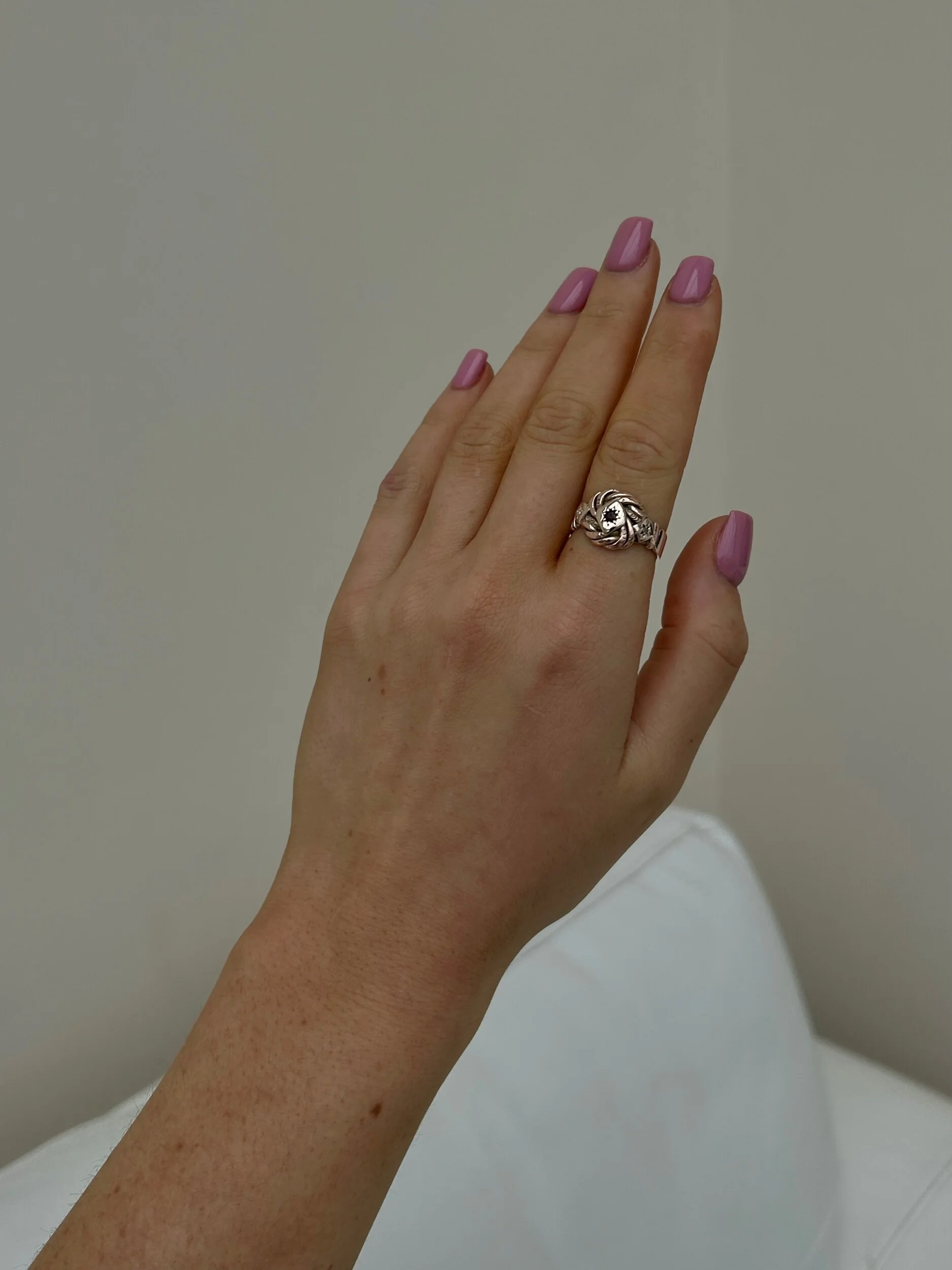 4BBDA5AE-31EE-4247-8B23-2B41A0DDD1B5