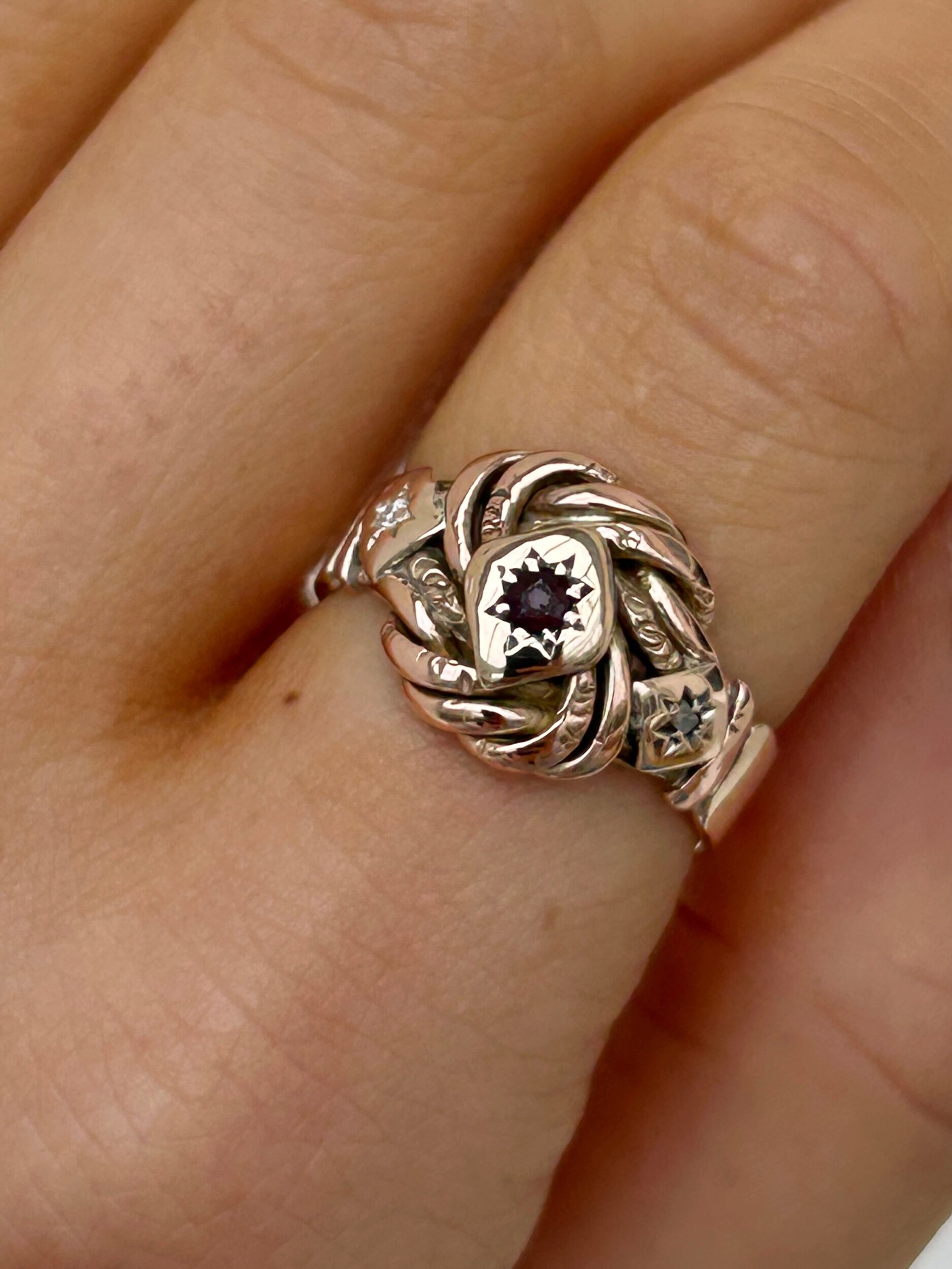 2A88E564-FBB9-4389-A7EC-6E67729A4968