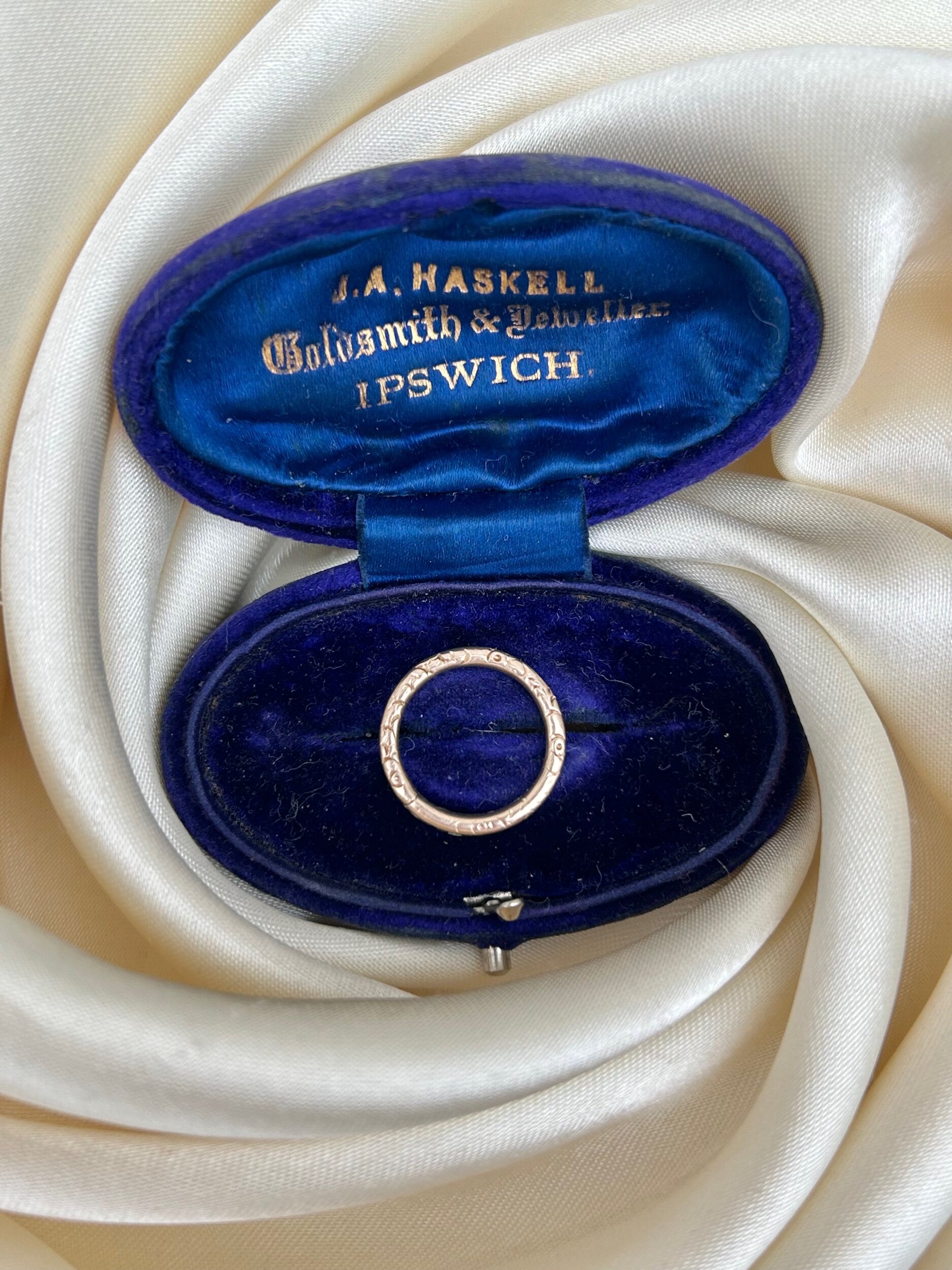 3AC19FF9-ABDC-4D64-98D8-8797DB4DCDCF