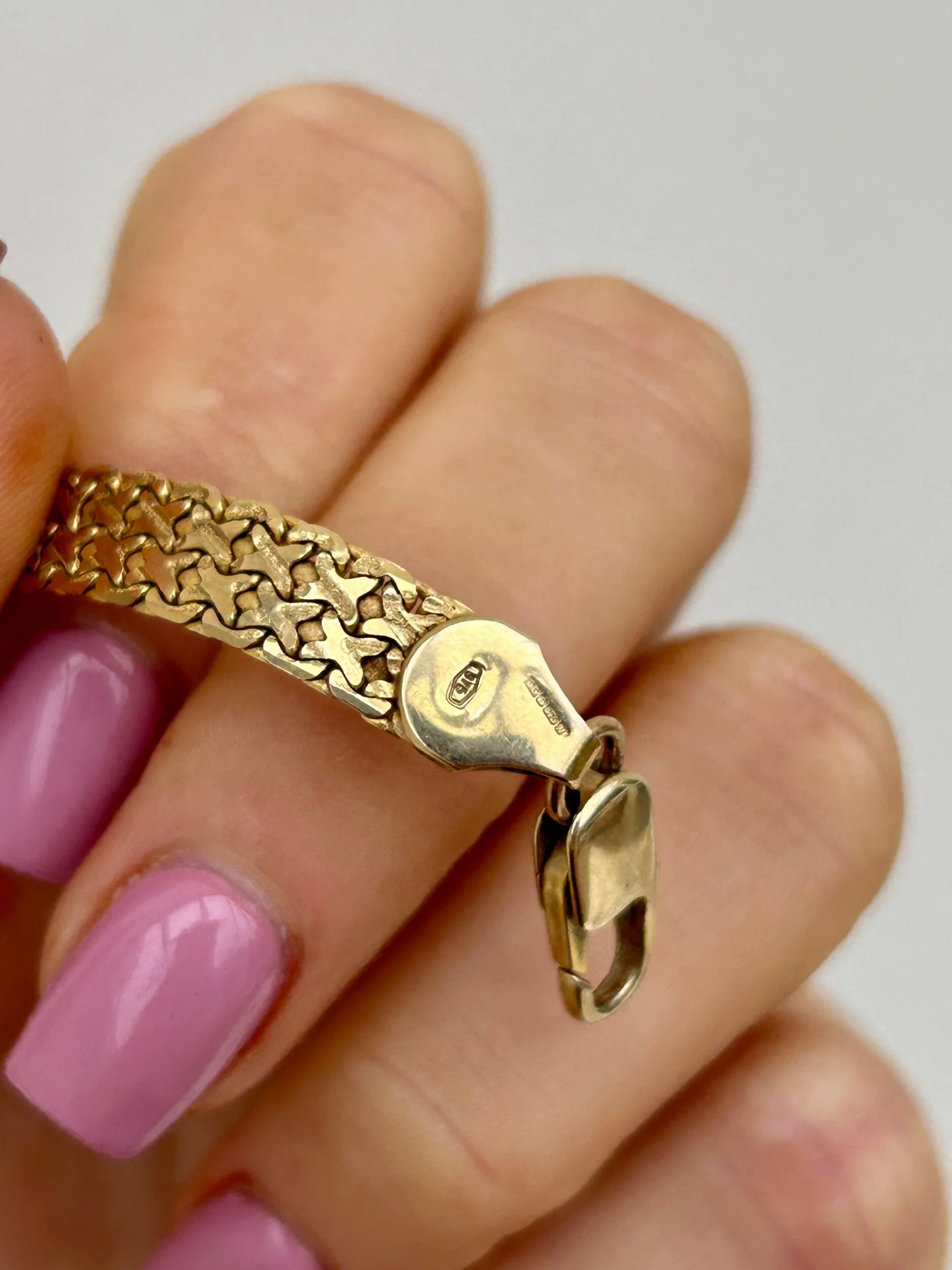 CD519EAD-3912-4CBE-8264-B7EFD160B9F2