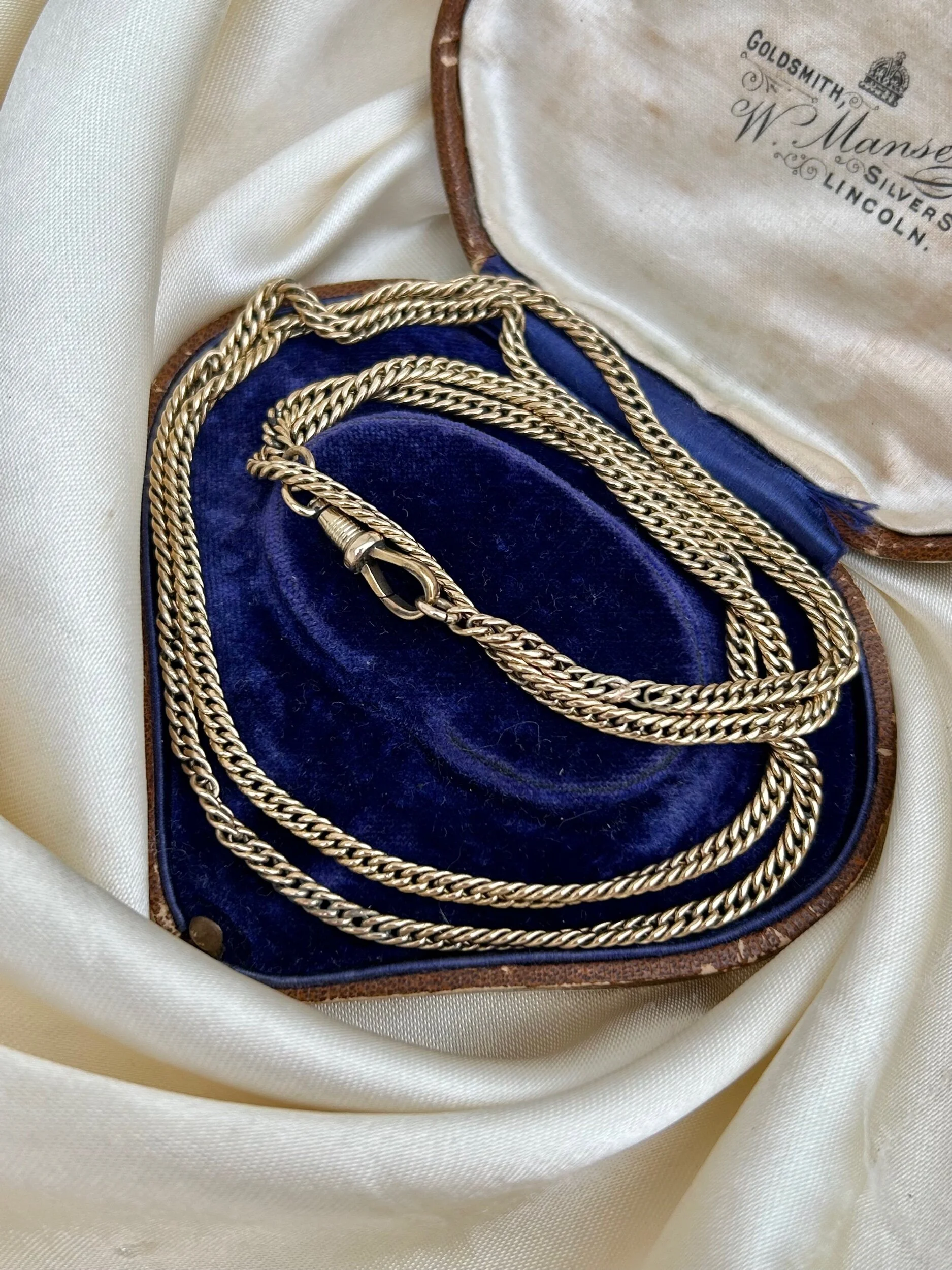 C35DED3F-A0B1-4C4A-A52A-43BC9006EDBD