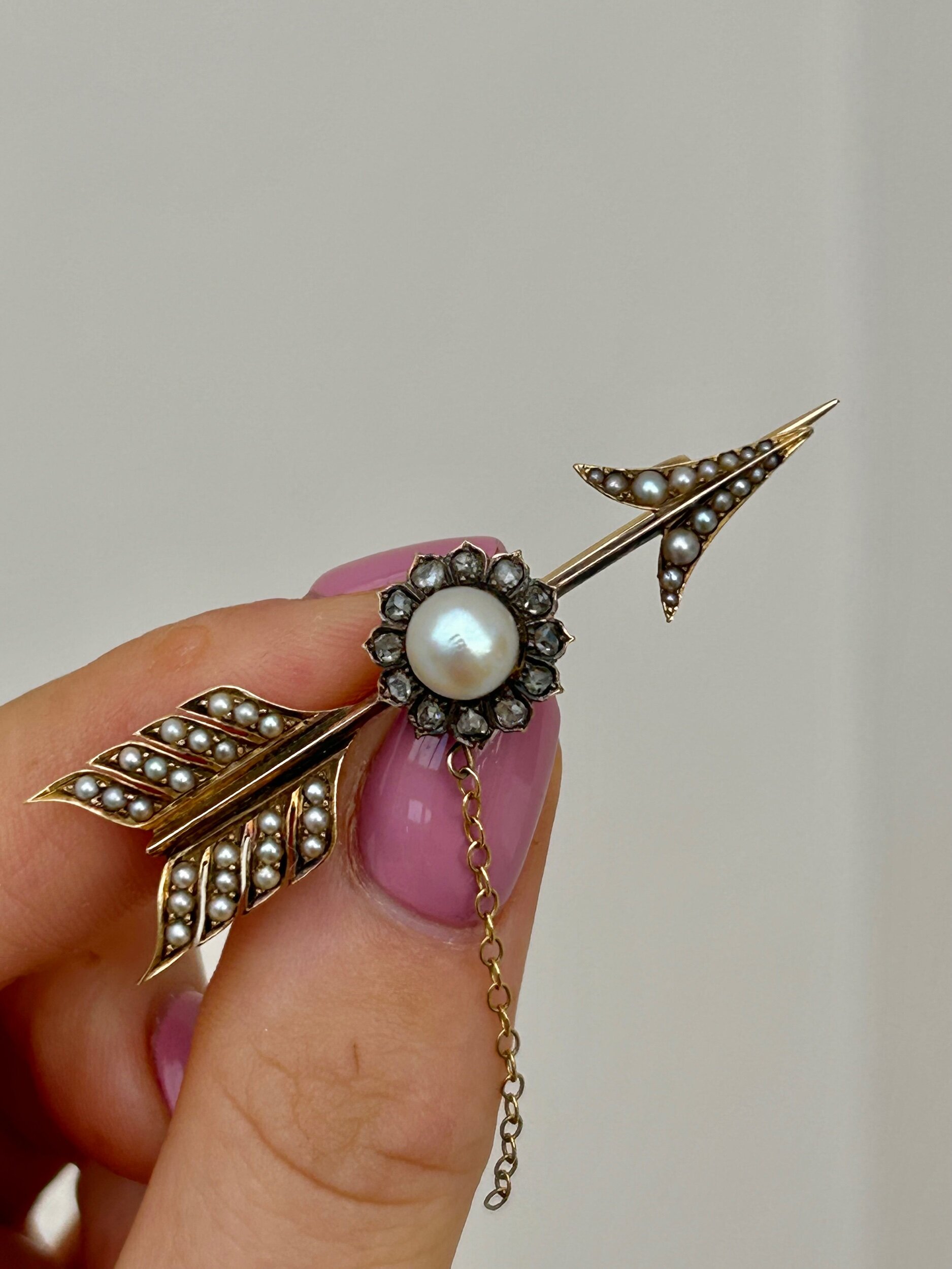 4EE9E695-0DF8-4C2E-83BF-8FEF914224C3