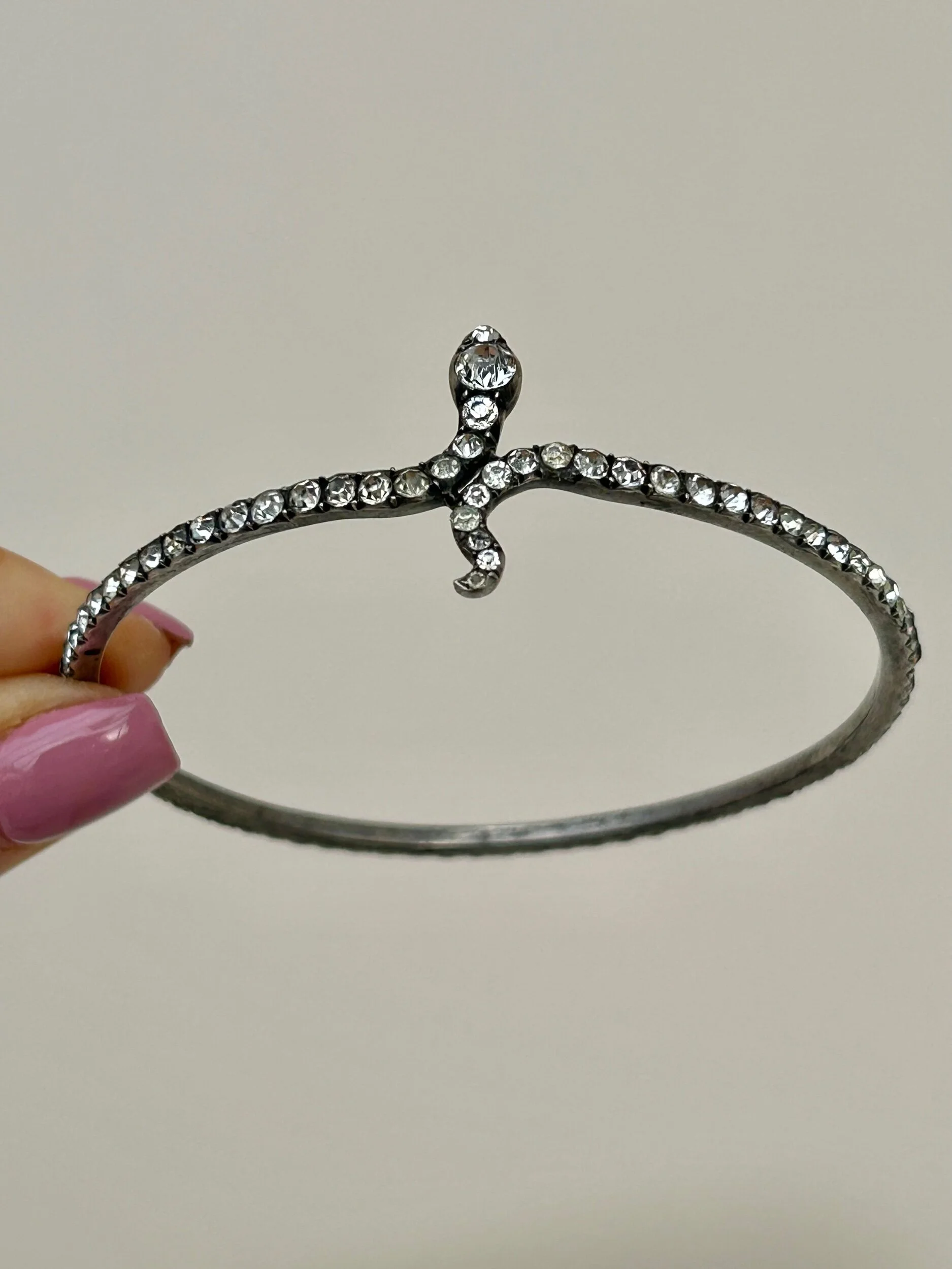 7EBB653D-3769-4074-9574-E22065EDD373