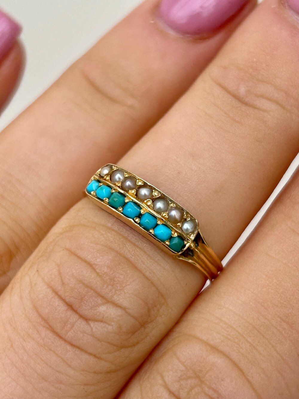 Antique two row pearl and turquoise yellow gold ring — Gembank1973