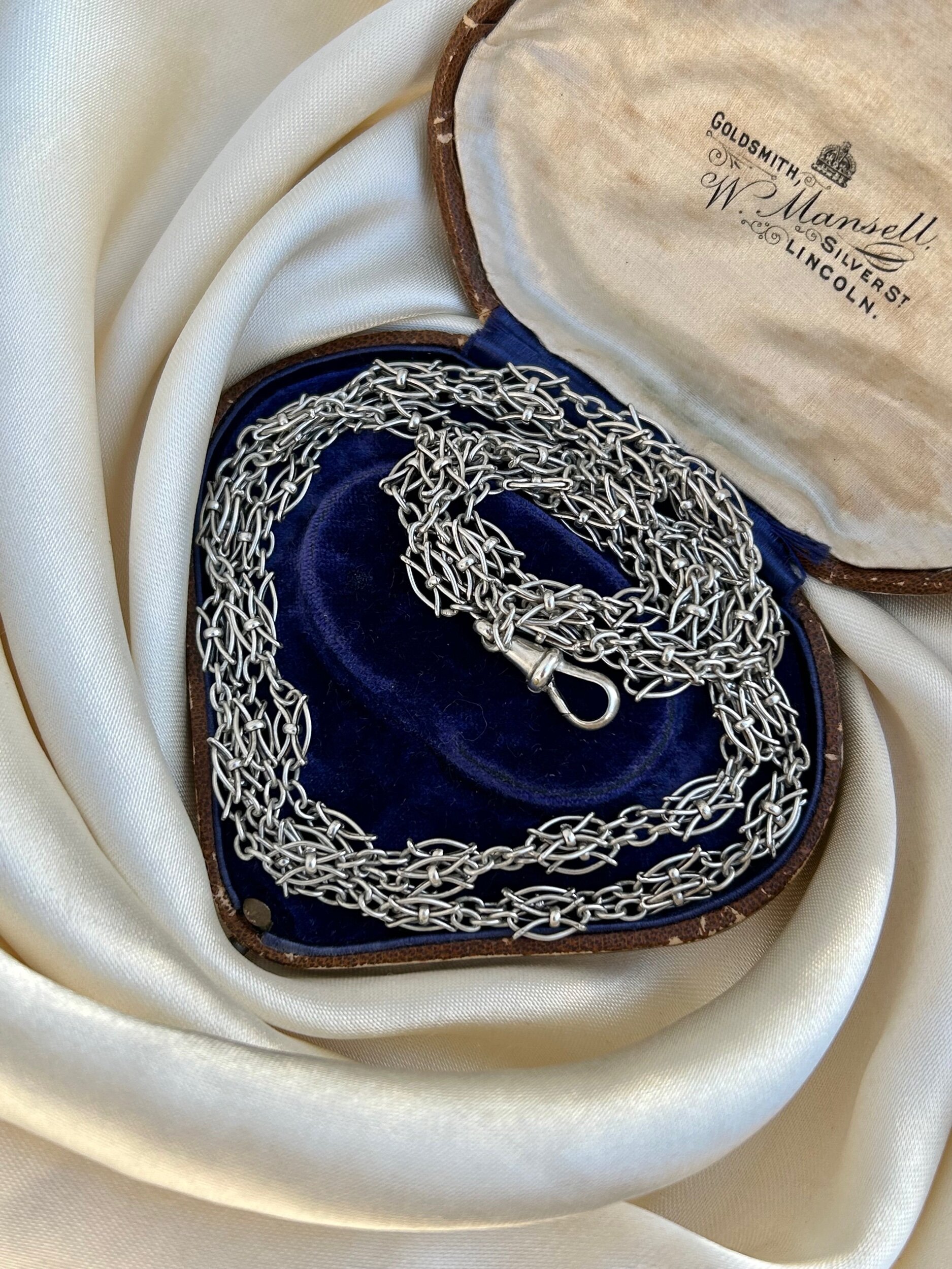 CD8AECD9-AA30-44D0-9A4E-B9A81578E4DE