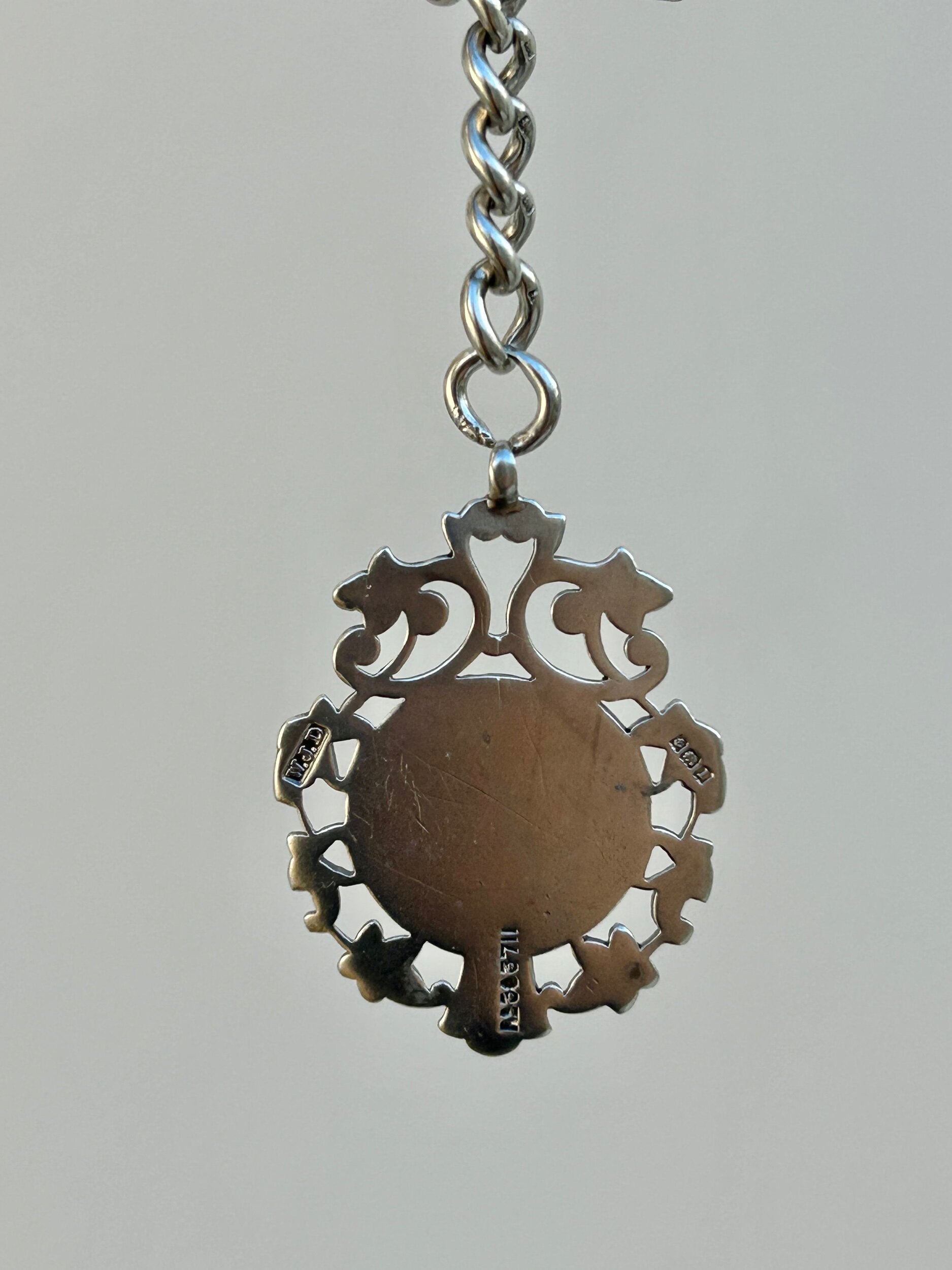 75A21EDA-D4B3-4067-A694-322886ADA4FA