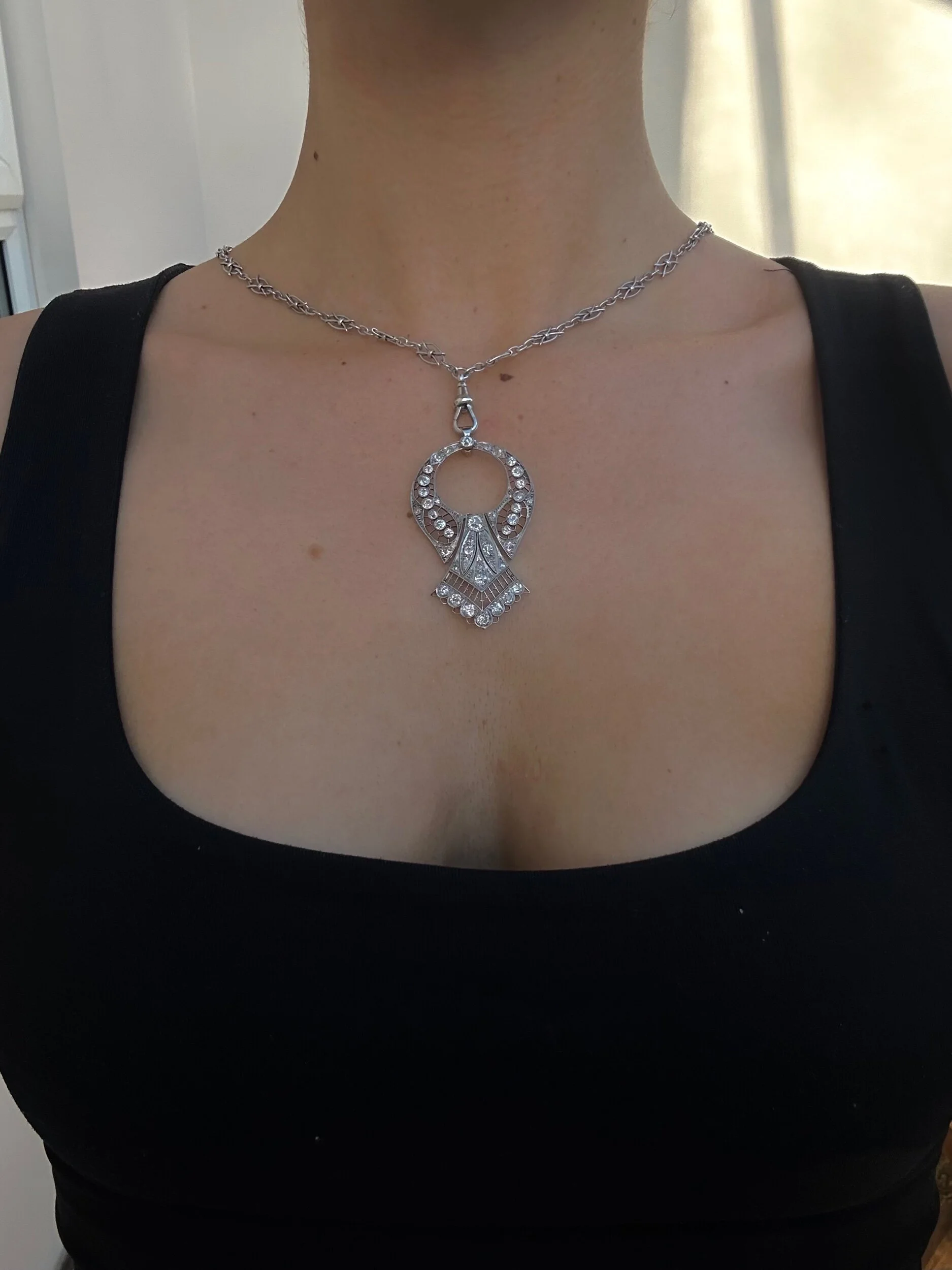 B9EC97B8-BDBB-459D-91E1-D2B3E8D36A75