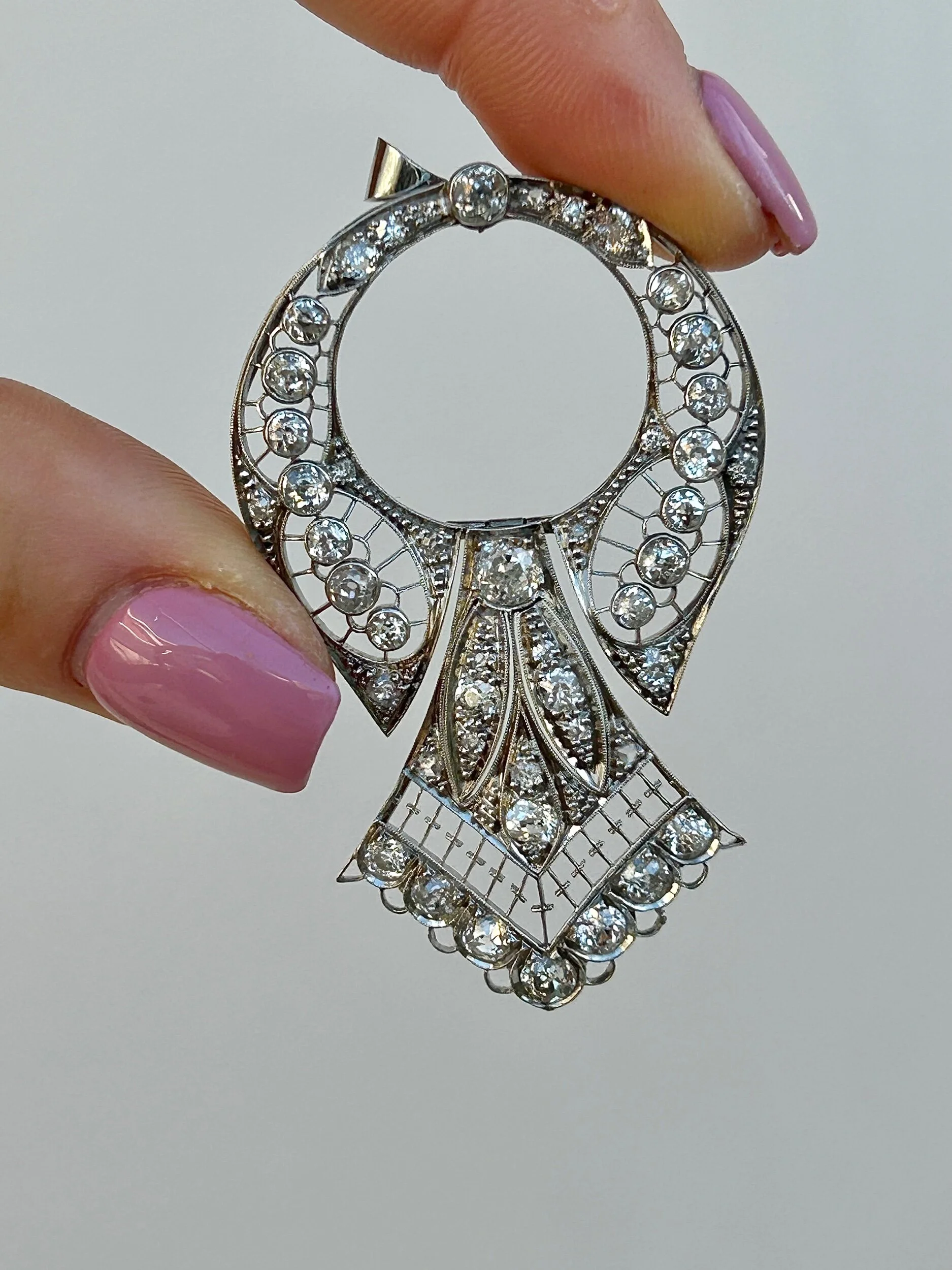 FD7FA610-366A-467A-9AD5-5D49145F0C38