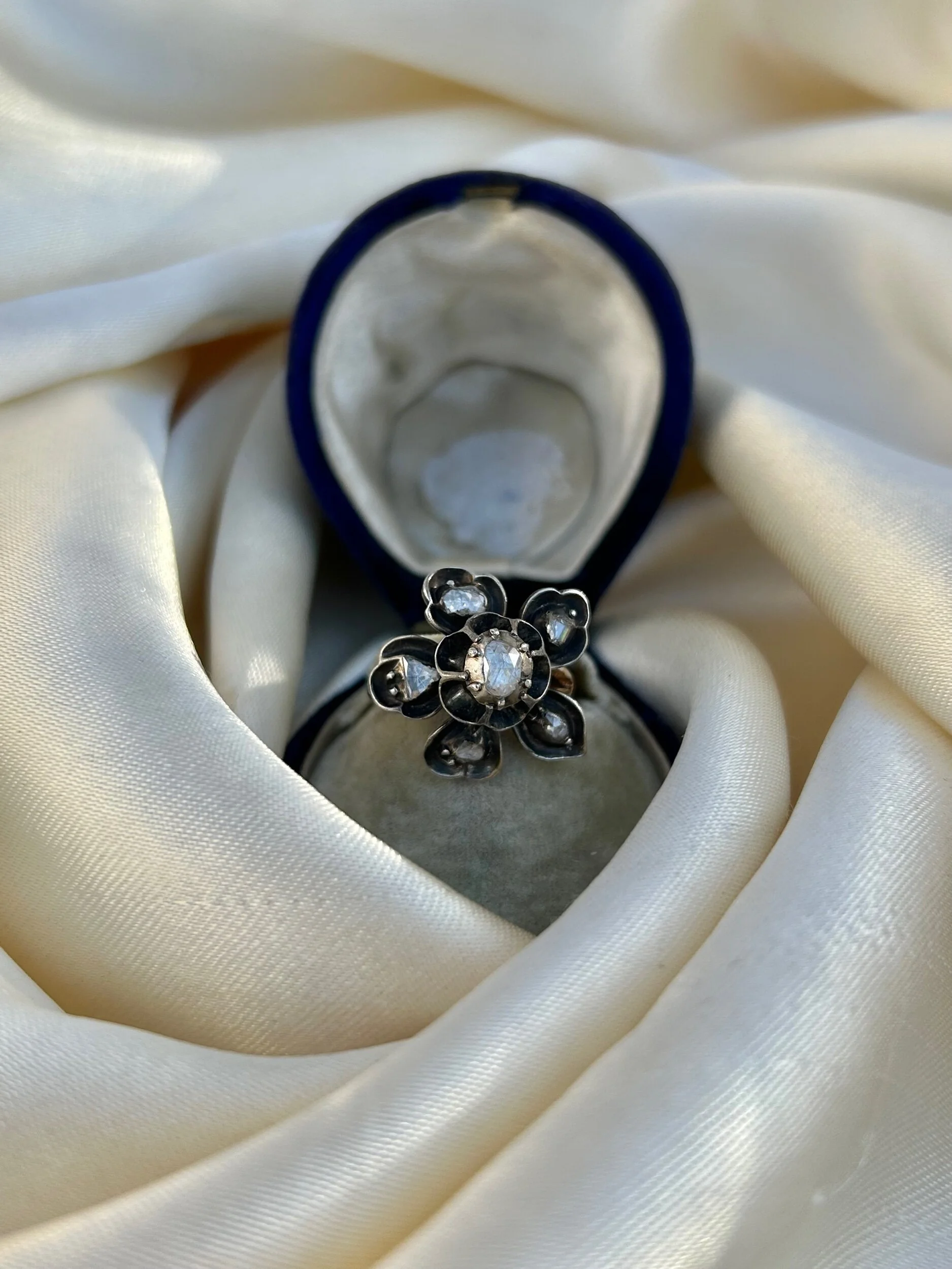 A9D285C6-6CAE-4CE3-84A3-88D1804B6240