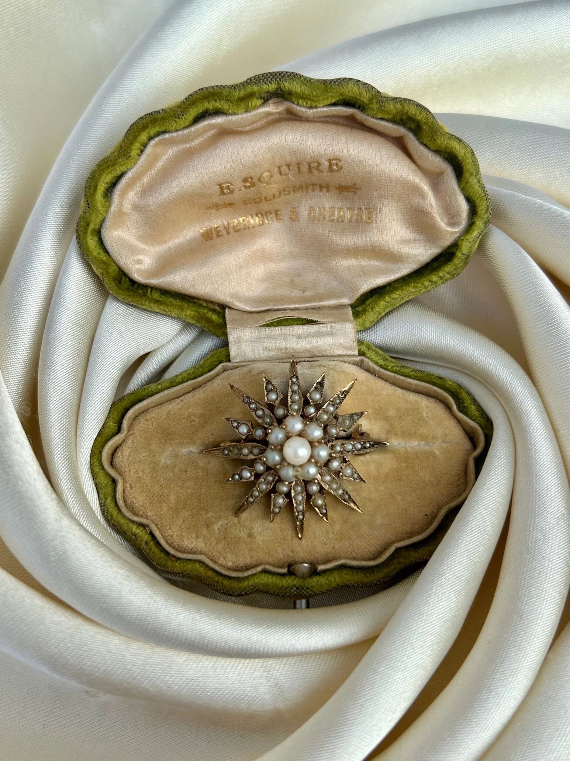 D6F54211-E1C0-4BF8-BA4A-EA3C8E141804