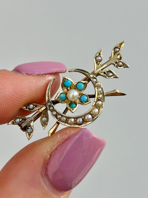 Brooches - Crescents X Starbursts — Gembank1973 Brooches - Crescents X Starbursts — Gembank1973