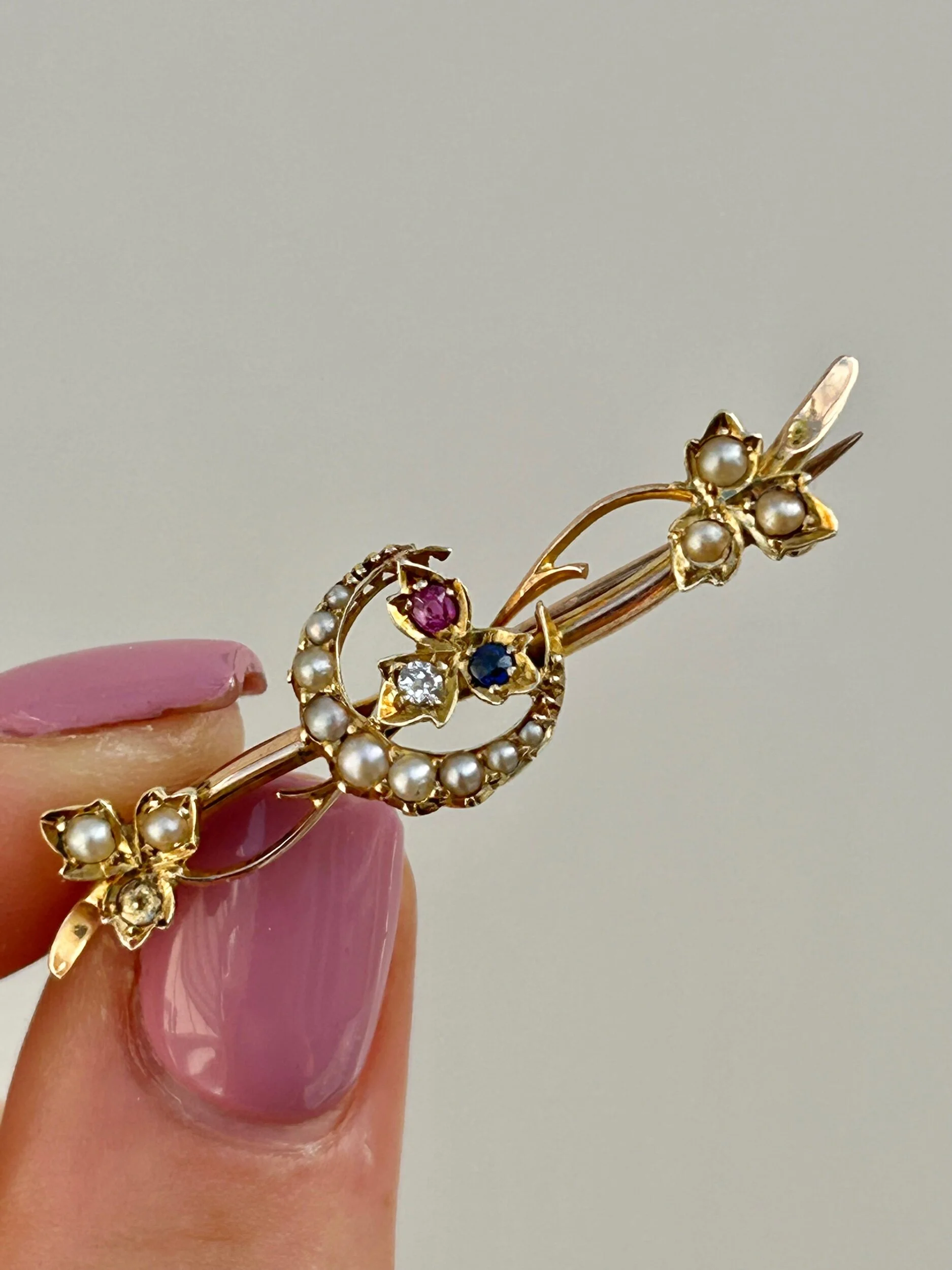 FABFC6EE-E310-4308-B8DD-65D764F46EBF