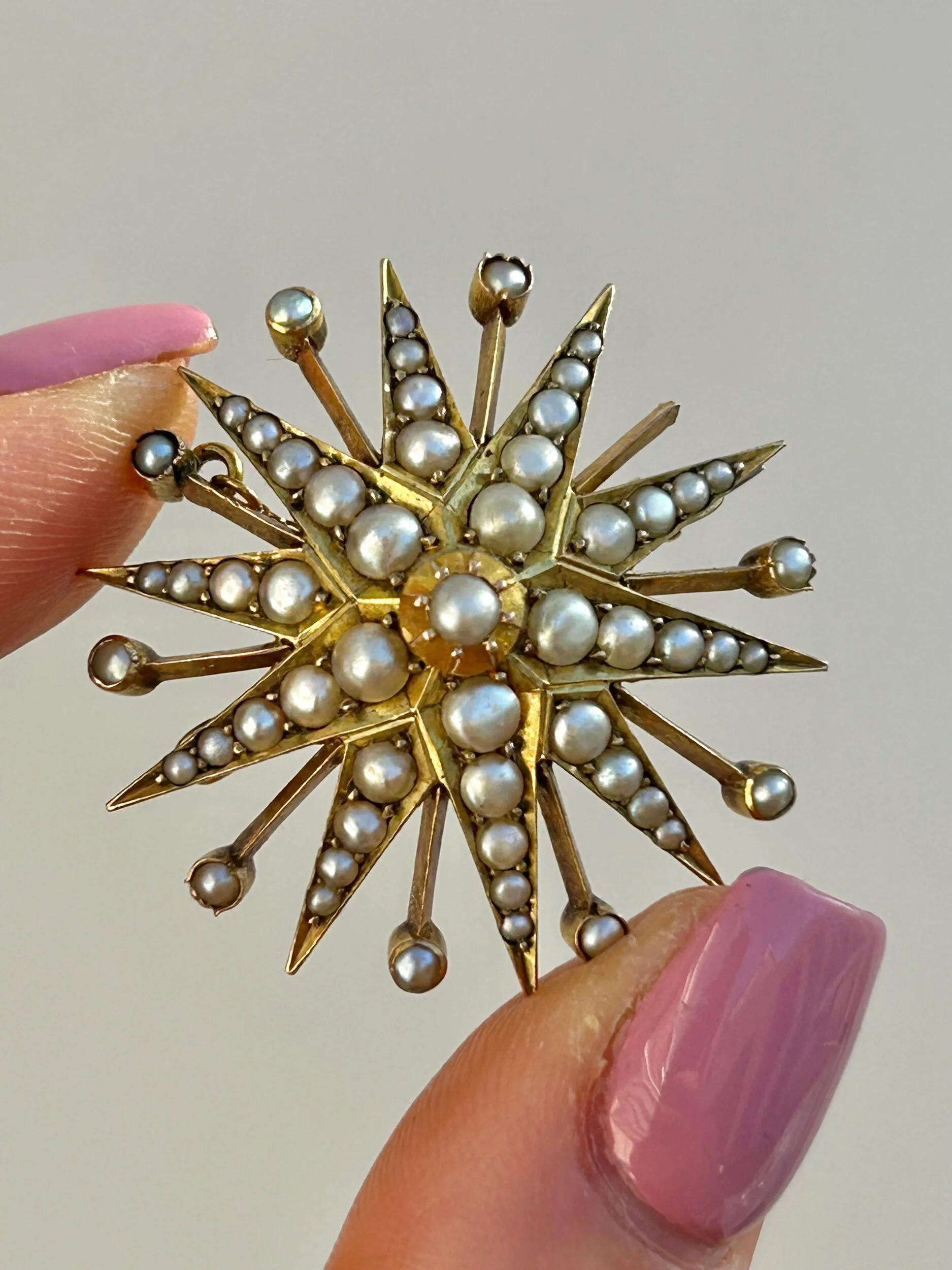 EDE5CF08-949B-4192-8EC0-4D0744932B4C