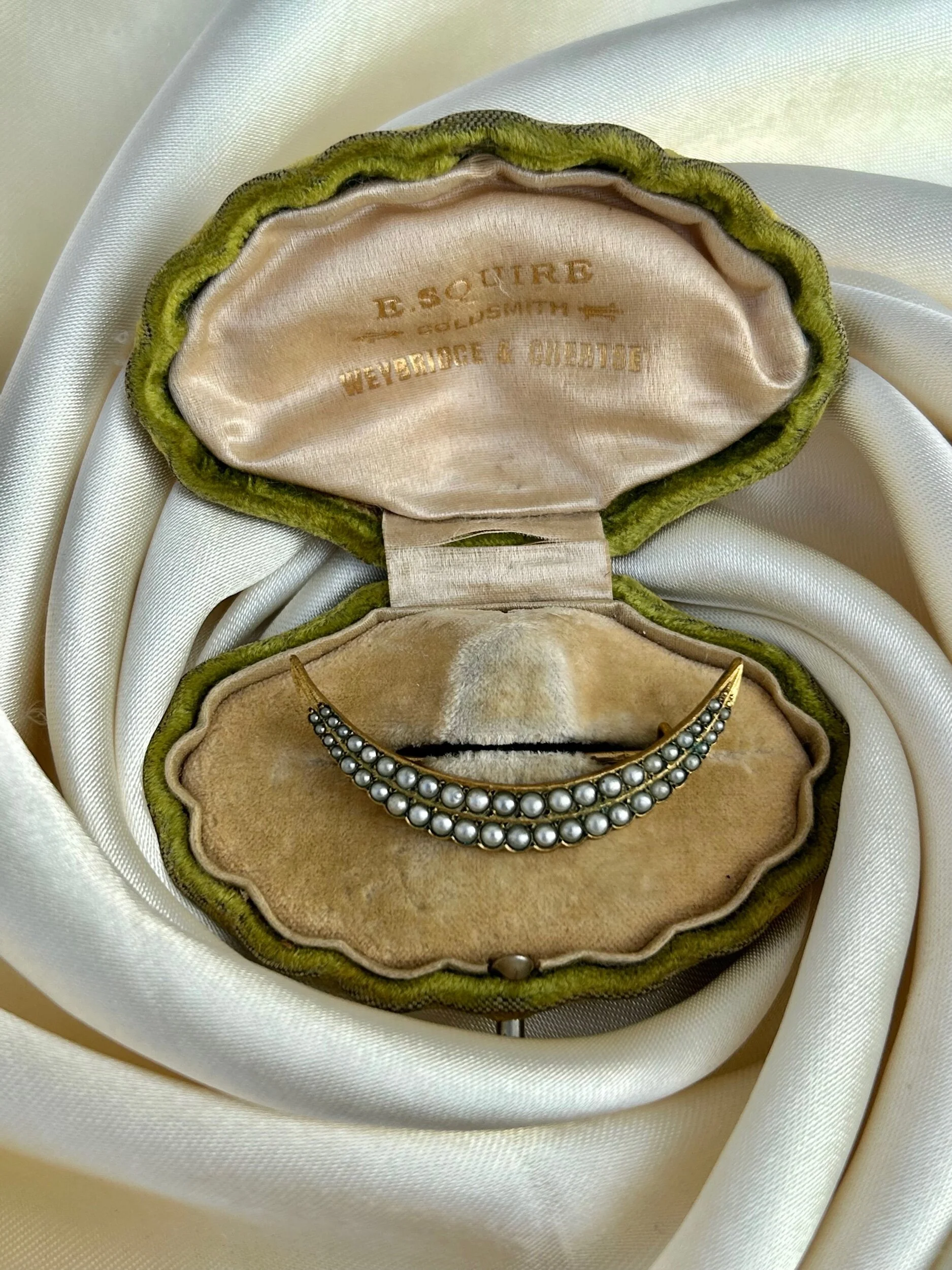 06C0C62A-E0CB-4697-9A7B-D6B8FEF13595