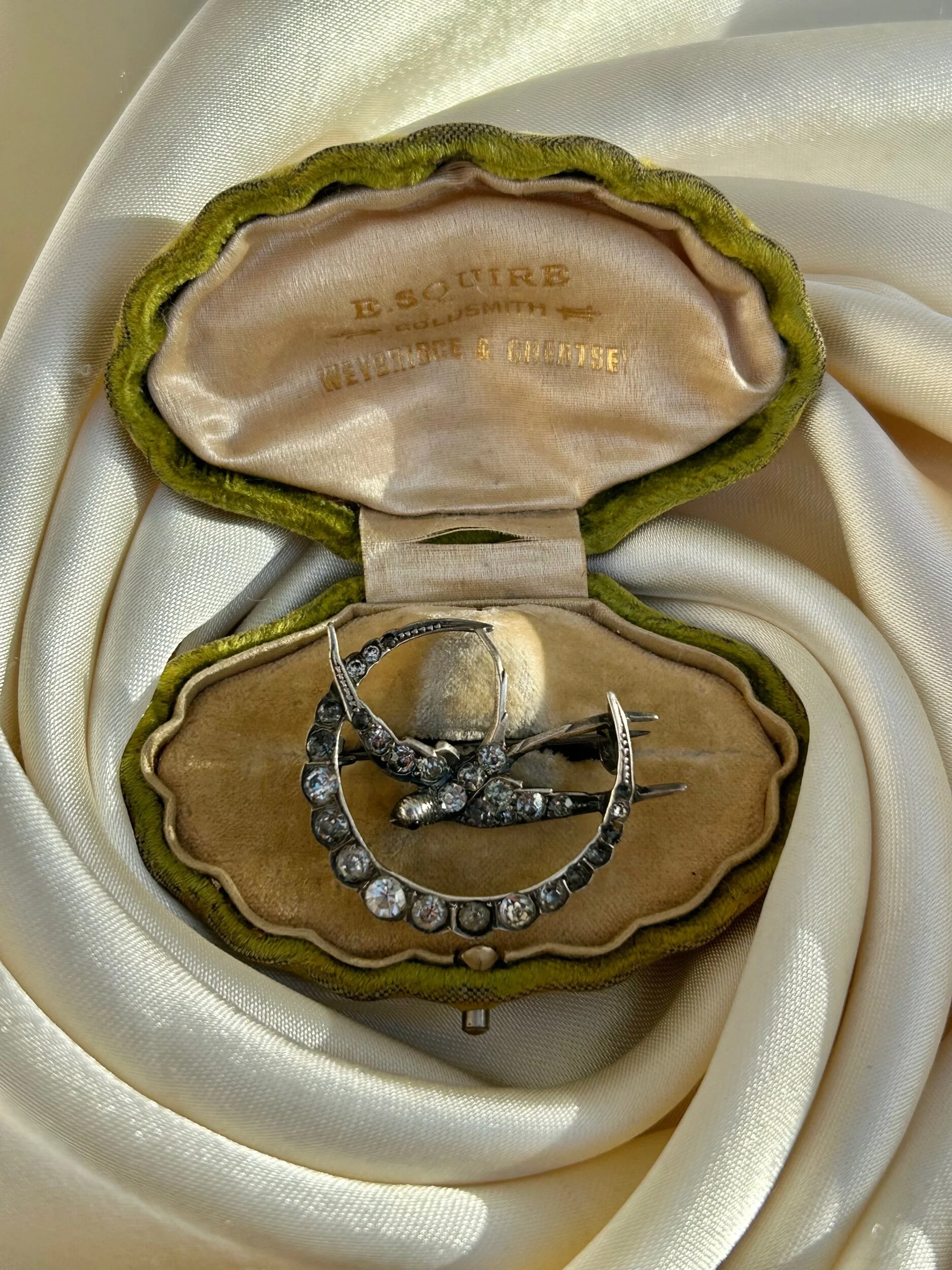 9DB55255-BBD4-4F1B-BEEB-5D637F3984F3