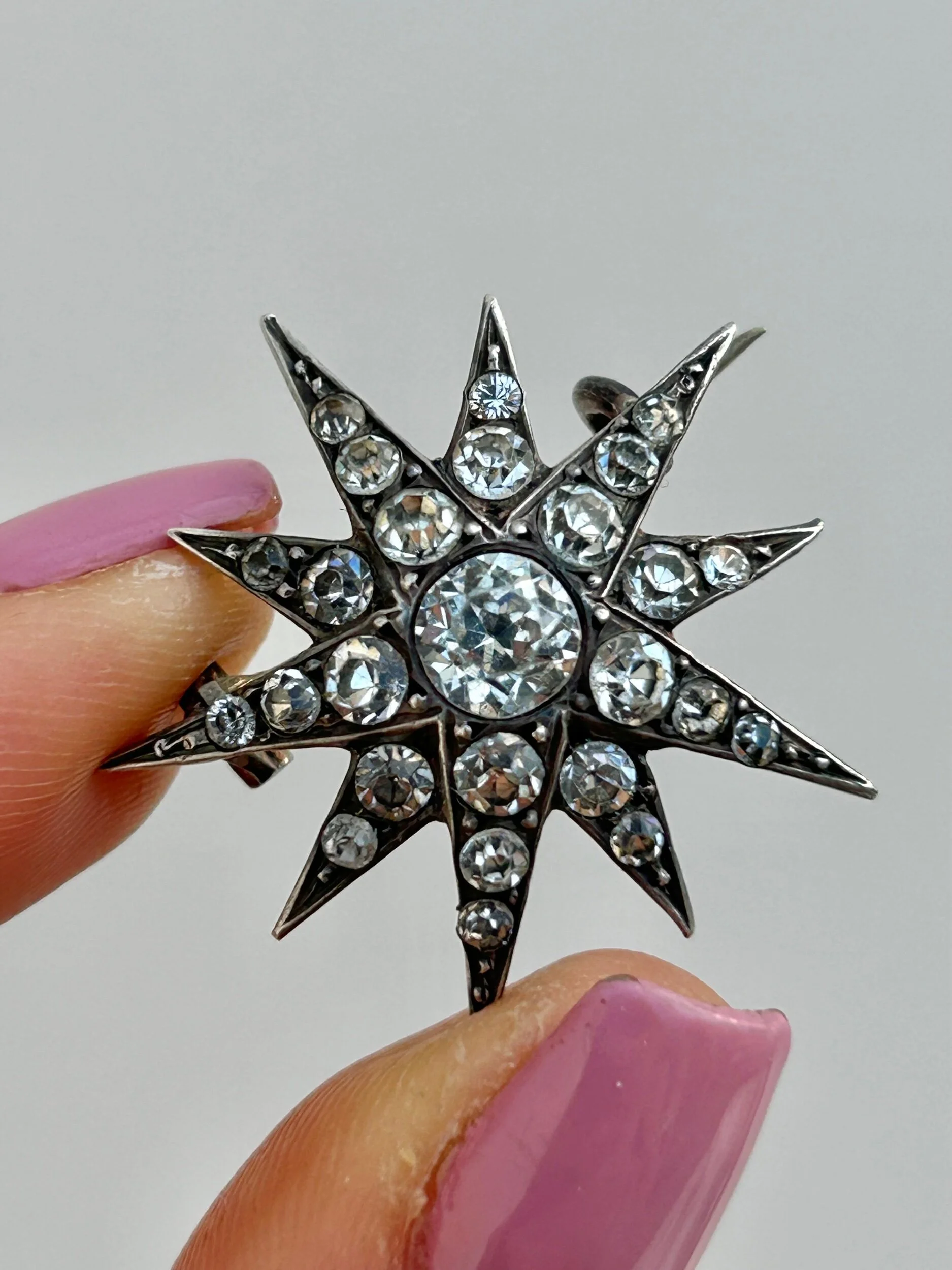 2091D2C7-0053-45ED-9314-EDB541DB3B3A