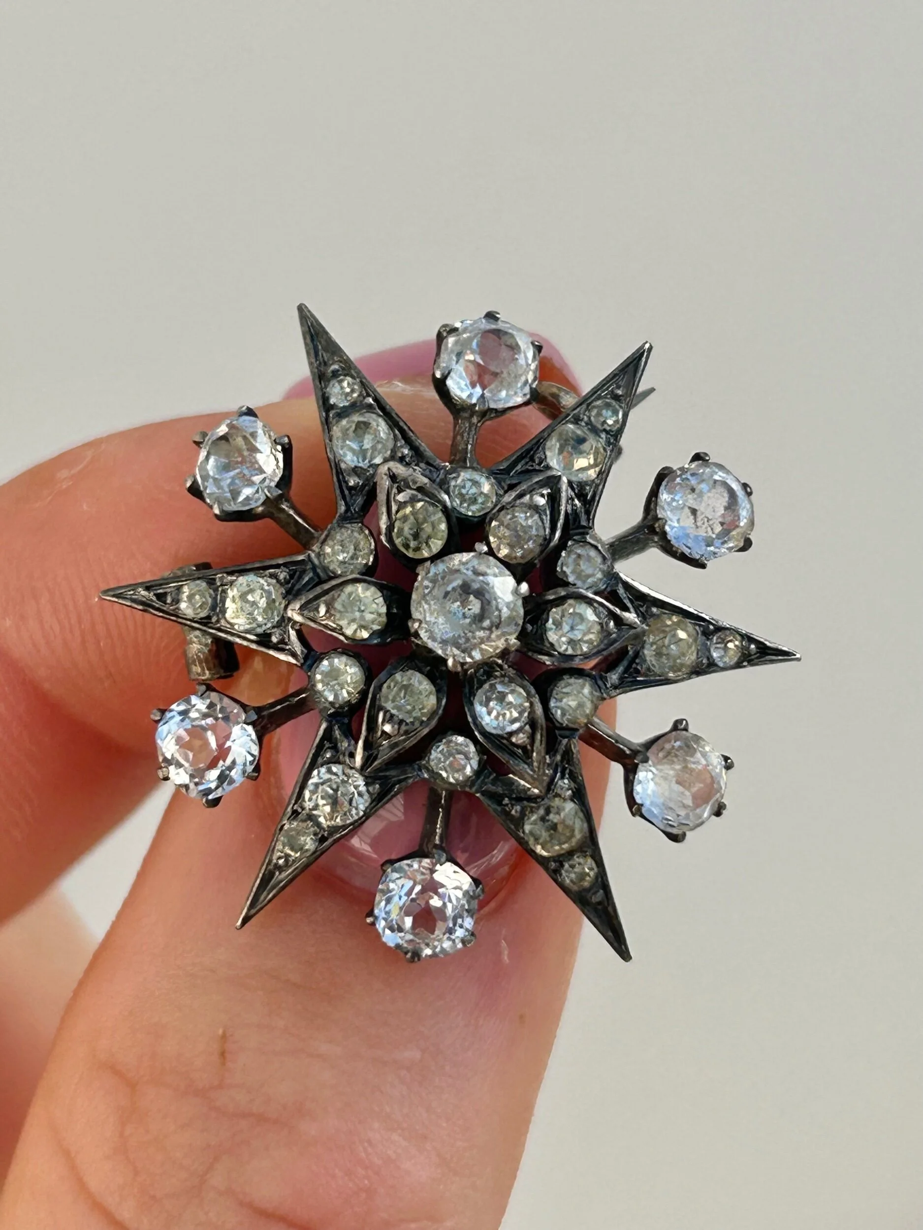 2AE479D7-E48B-4914-8806-65202CDC21DC