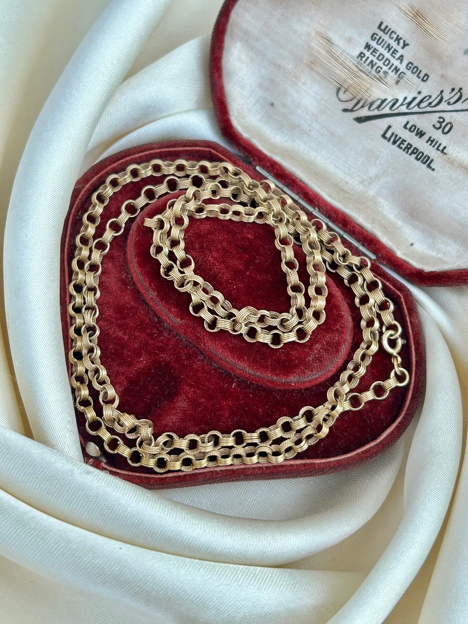 A41C52BE-B5F6-48AA-9928-196B67000851