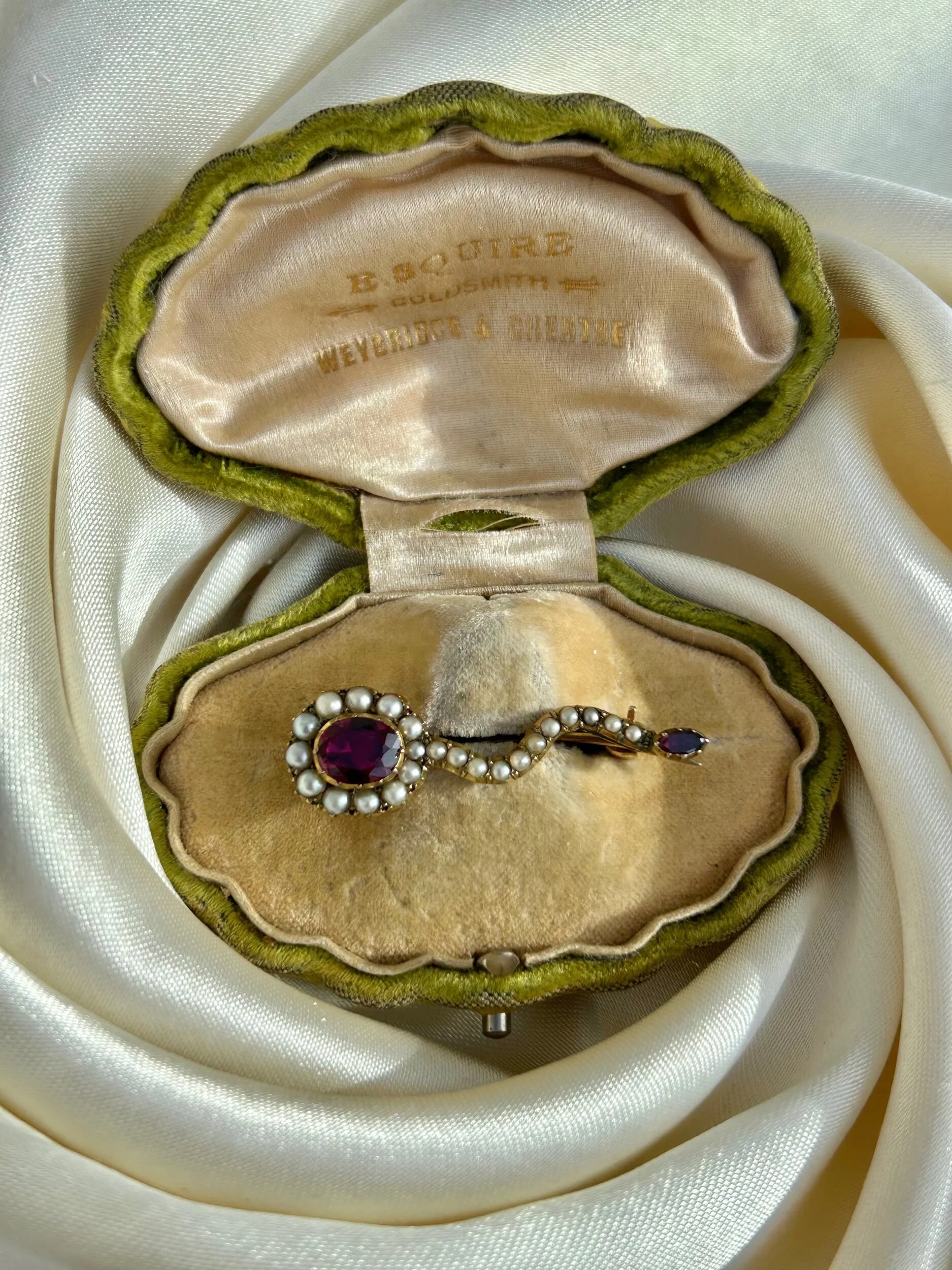 2879D8BA-A9C0-4797-AD12-C2EC7A715529