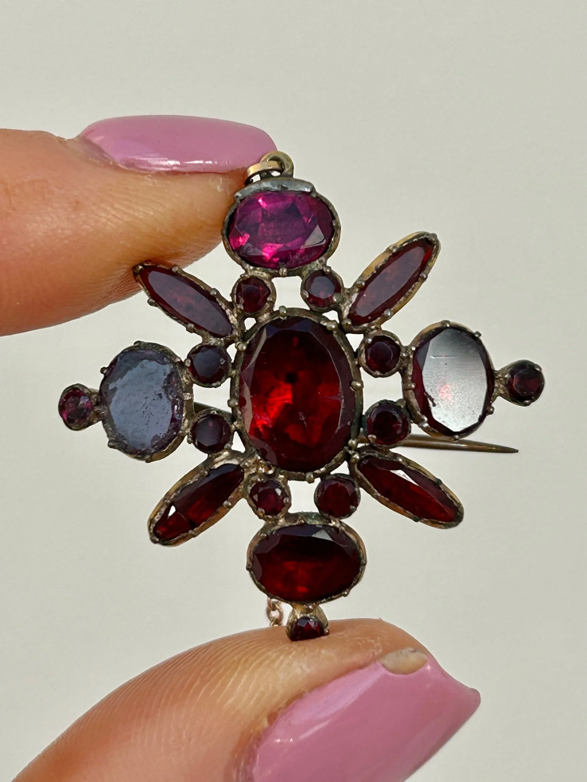 ECDCEF58-CA48-4B65-A652-80BD39C40BC4