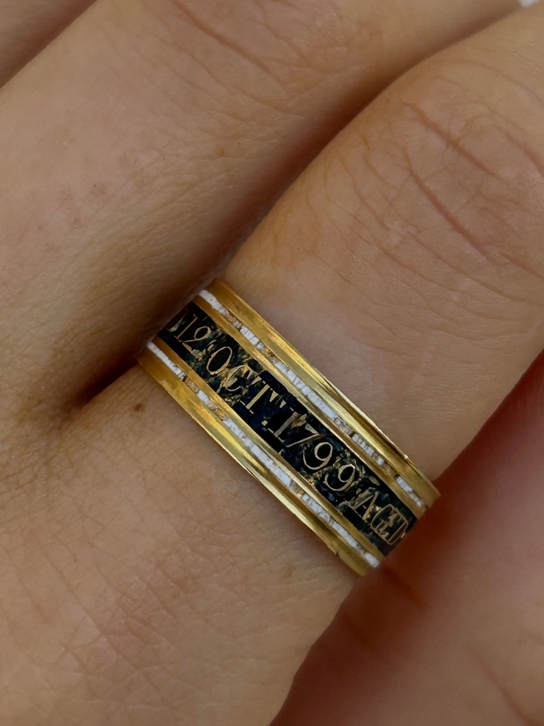 2BBD086B-FF67-4CD8-B4C7-445141710149