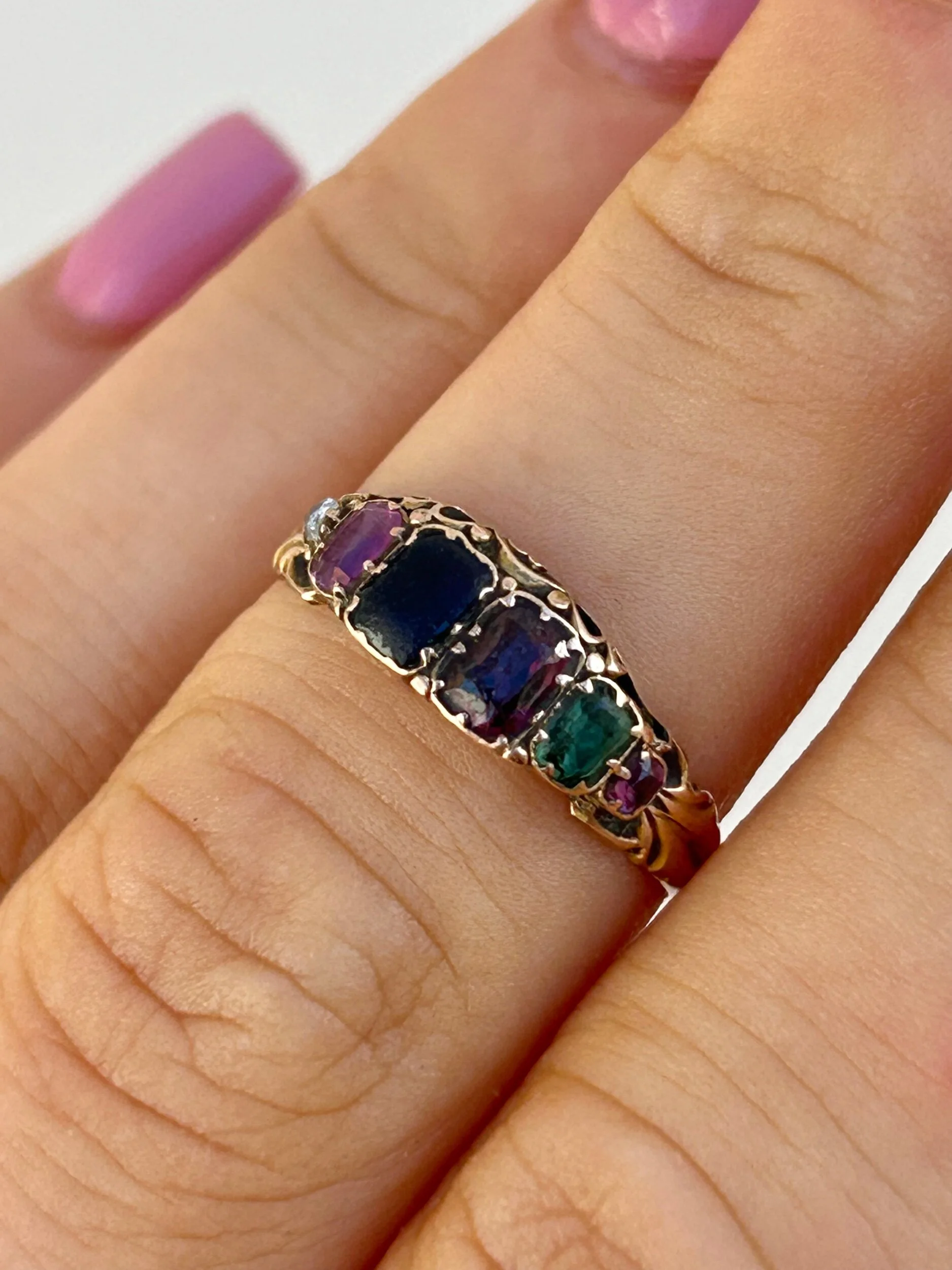 E18FA489-2CCB-4229-A51A-0EF7323875B0