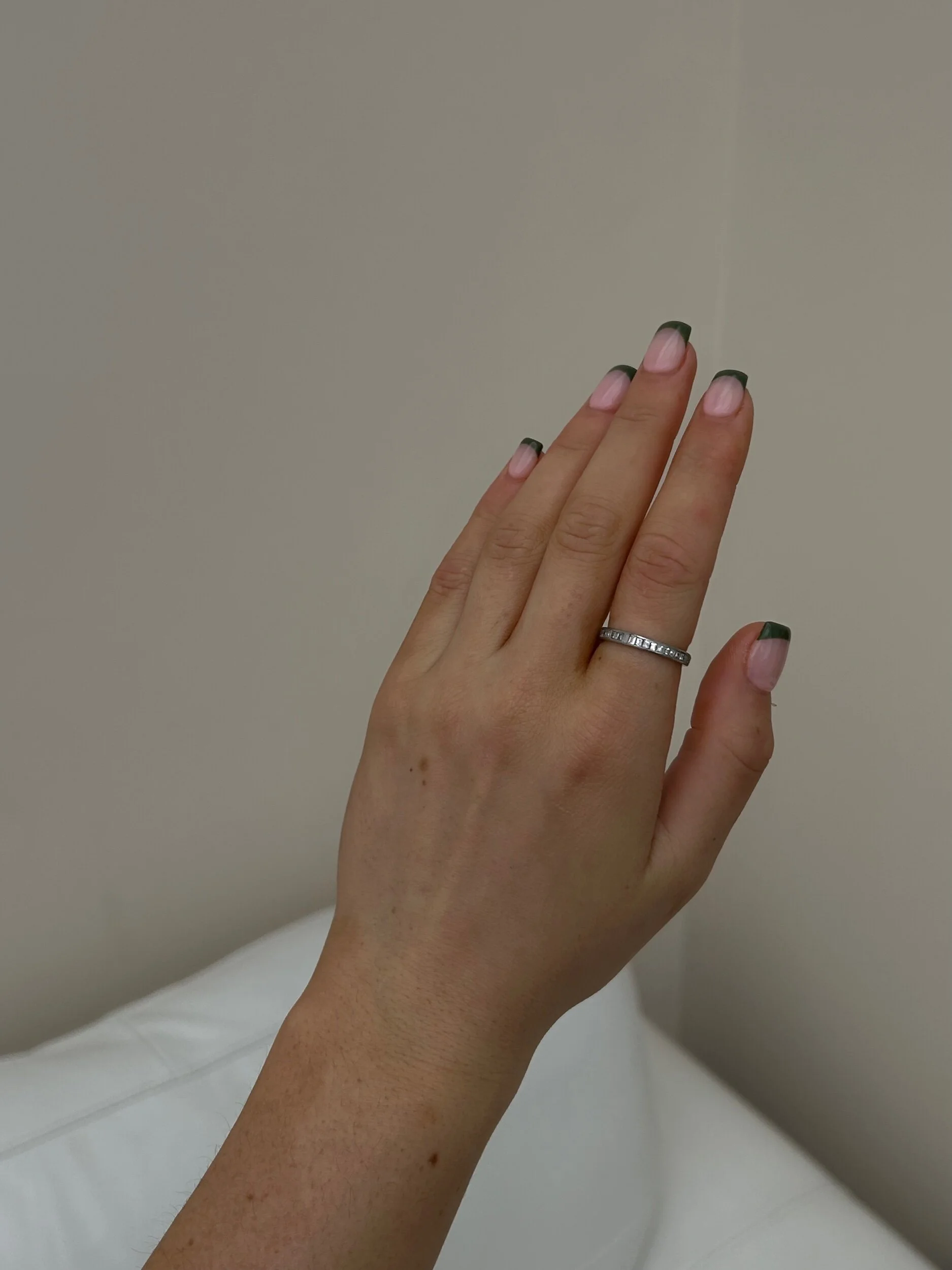 B3EEC398-76A6-42E6-A097-EBE5218A905D