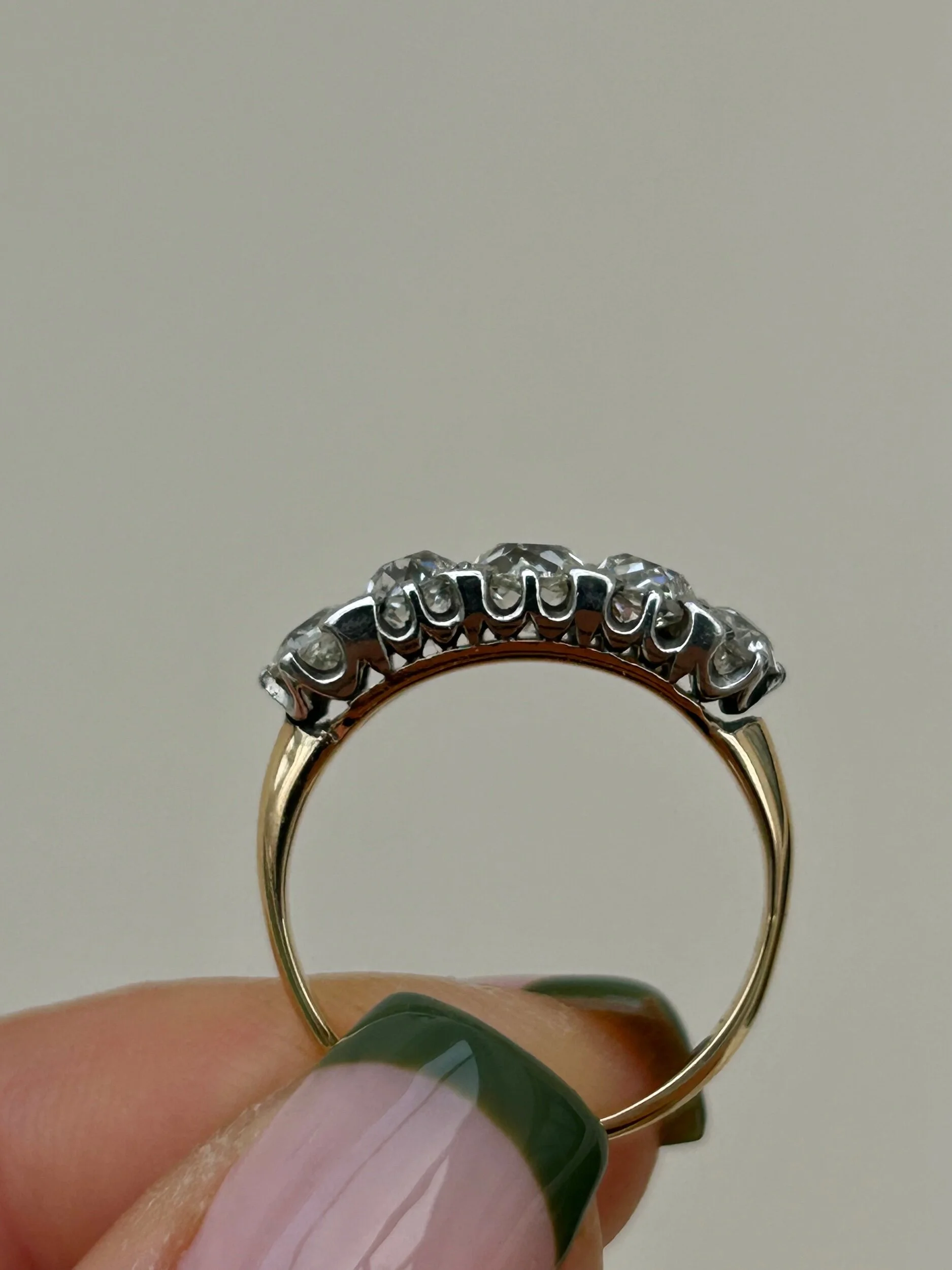 3B6FB691-9FE2-47B8-BC40-ECD6A0909129