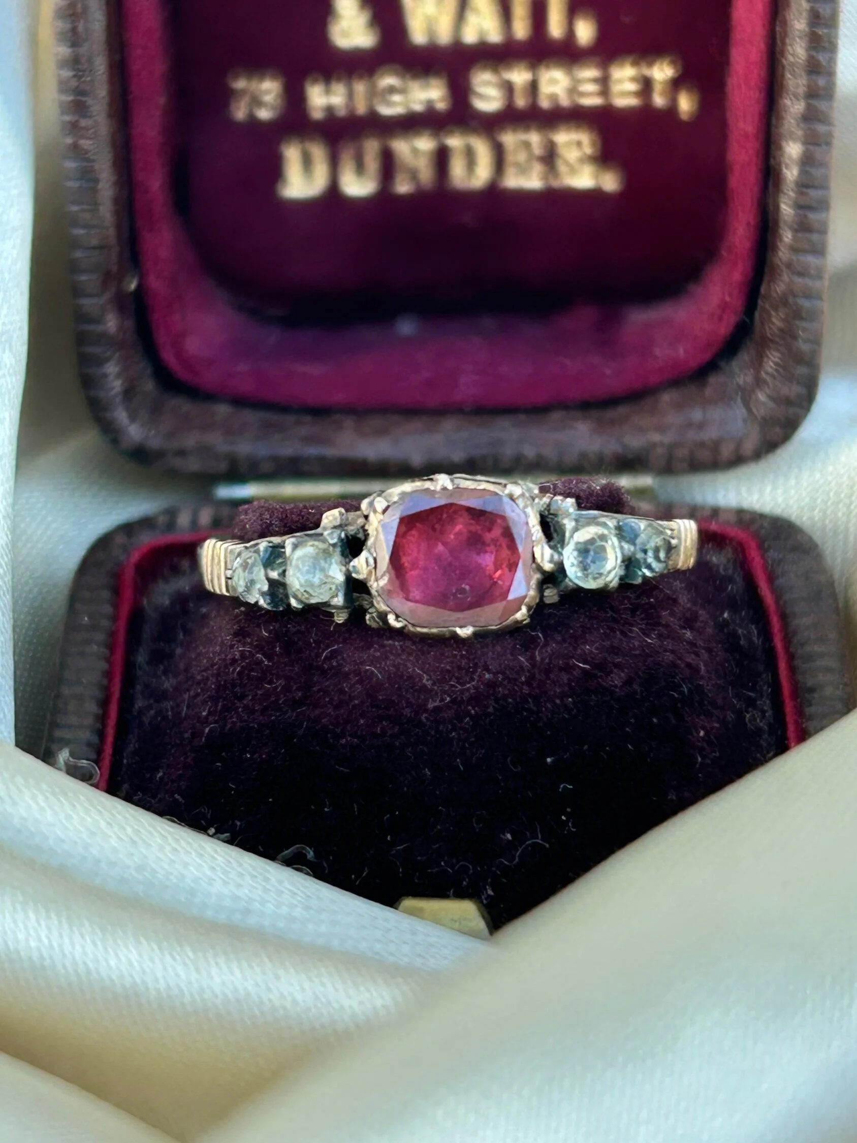 33F4CD7F-9668-4E9D-ADB0-F31638B4548A