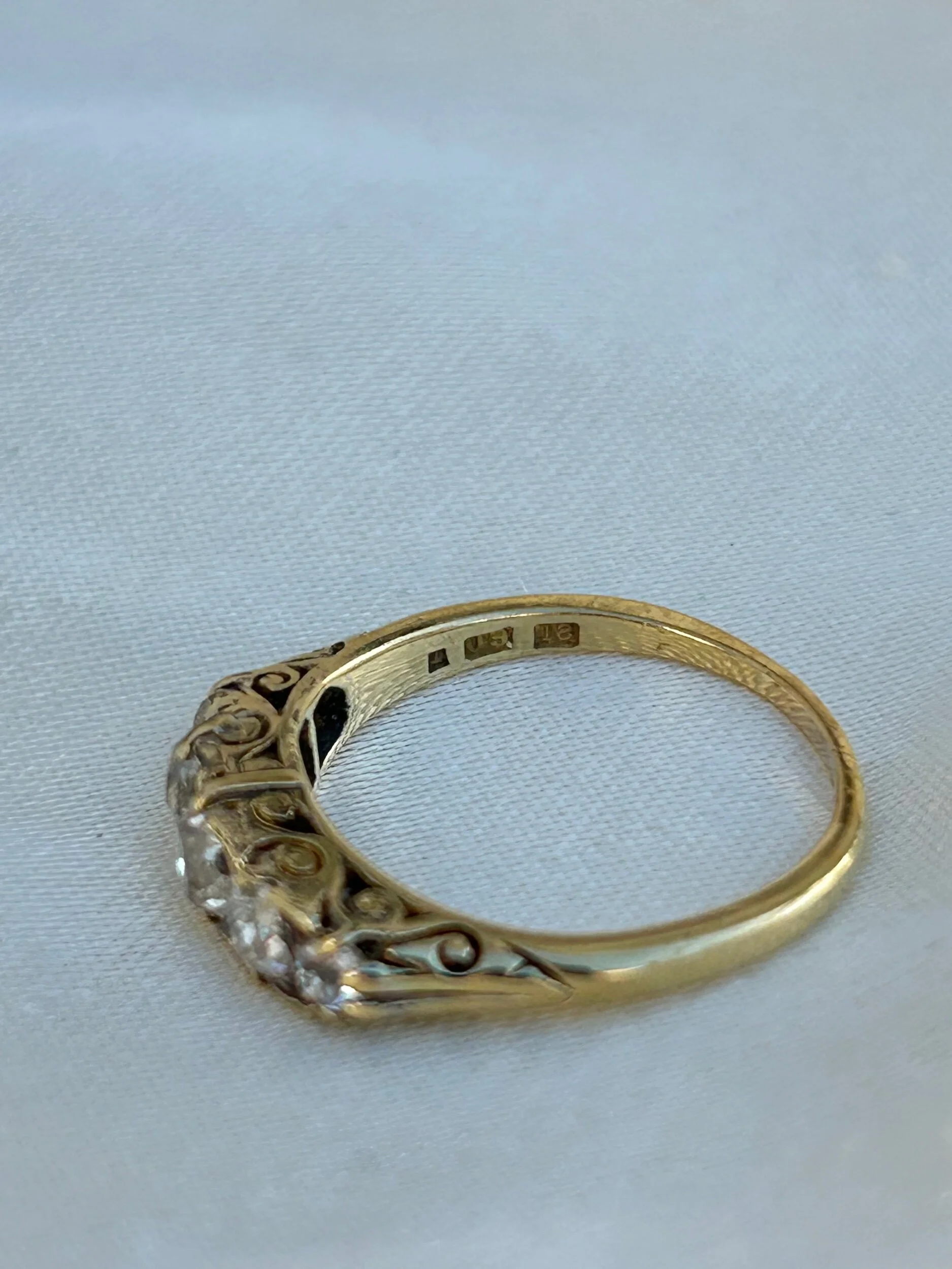 035A10FD-C3D3-4011-AE09-28DE02FC2405