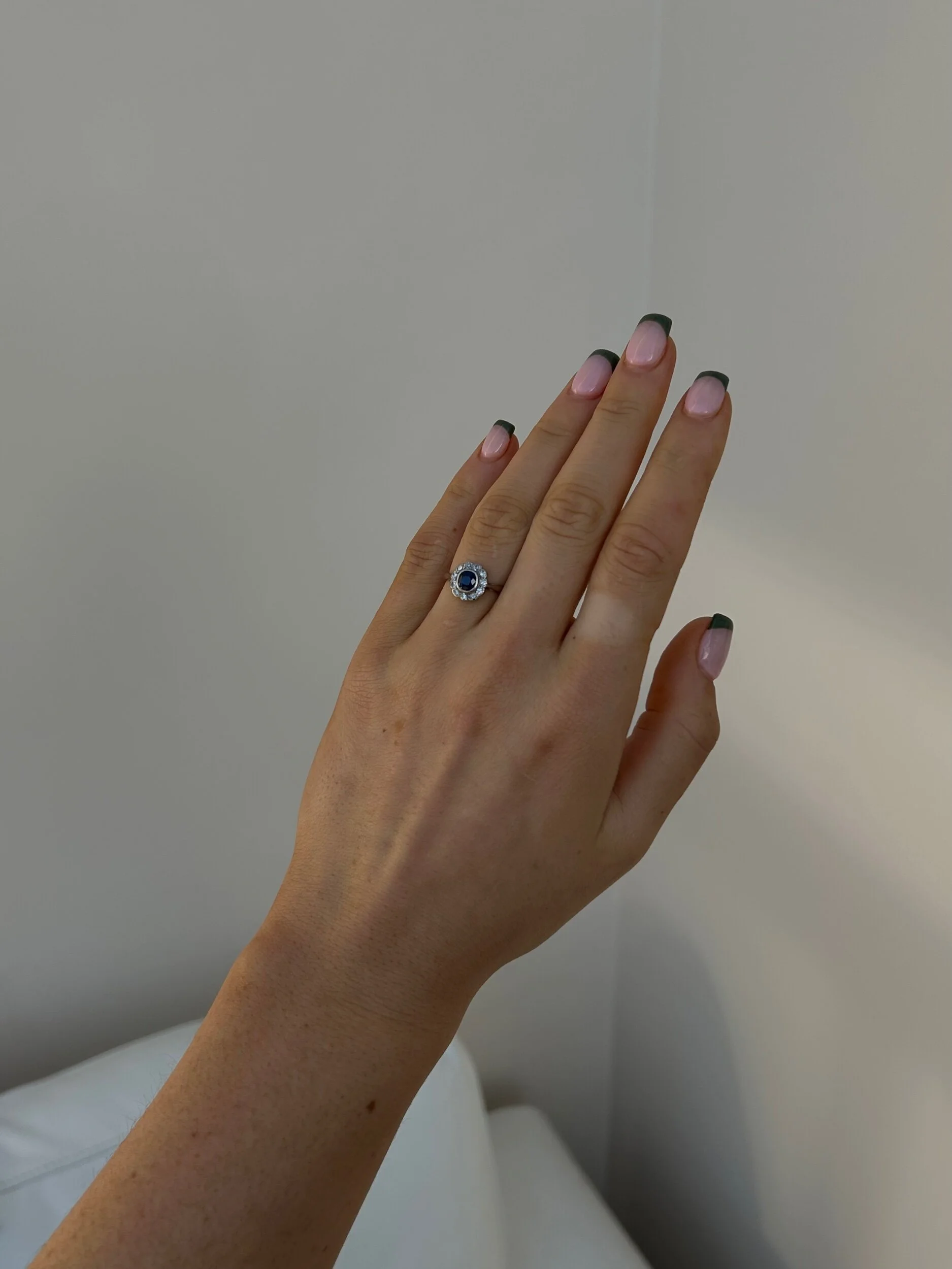 4C6E6678-5FB8-432D-9F39-4A802D174DF0