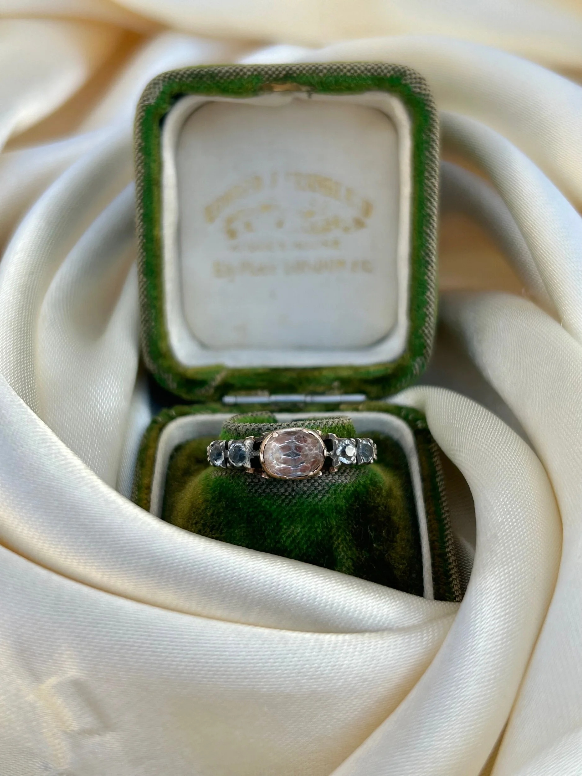 E7C3800C-16E9-4093-833D-4C1852E1928D