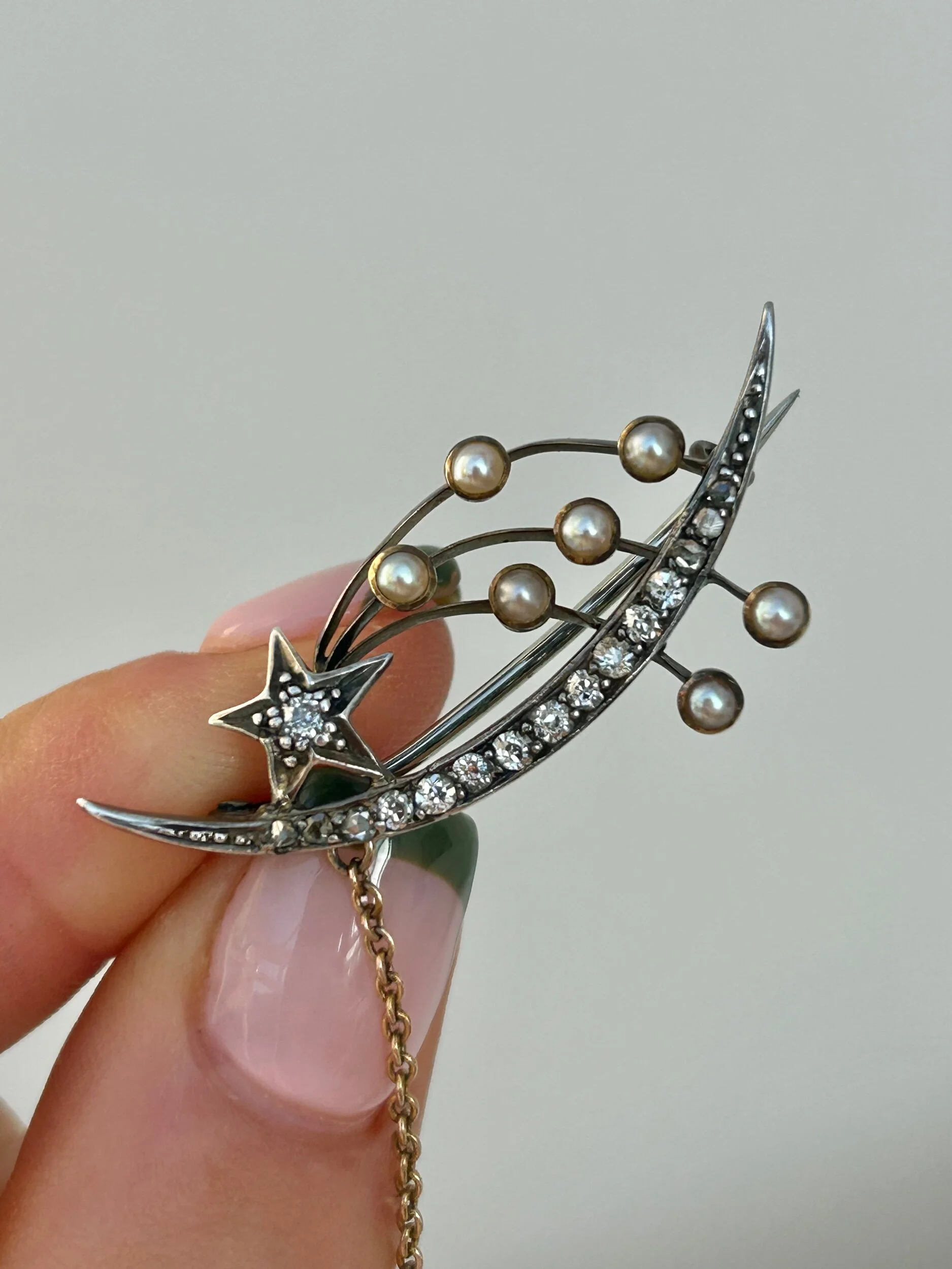 258E900C-92A3-4A32-8A7E-5FE43D68EDFB