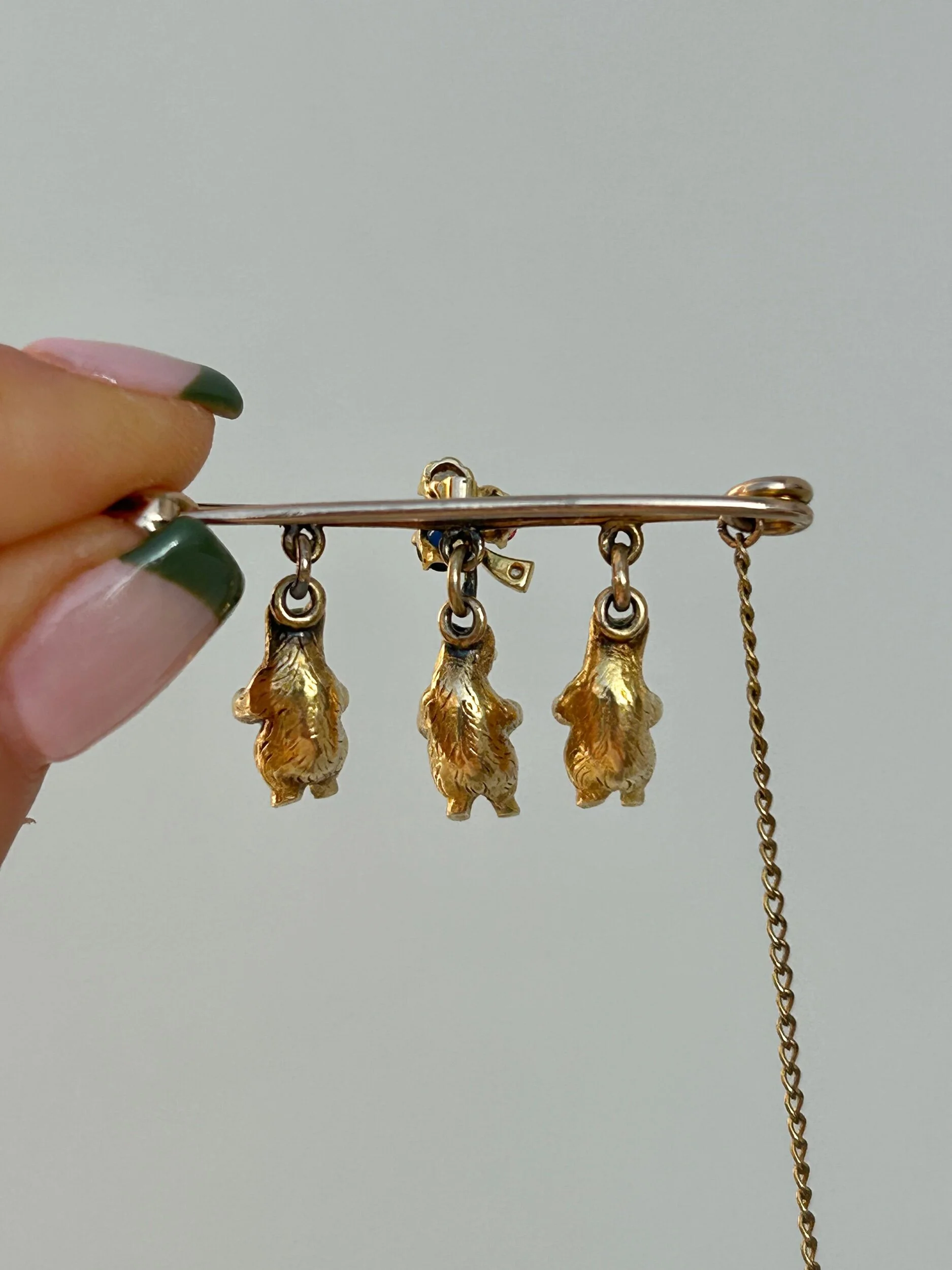 FF57317D-6A2D-4569-AE86-66DA6ED9CB70