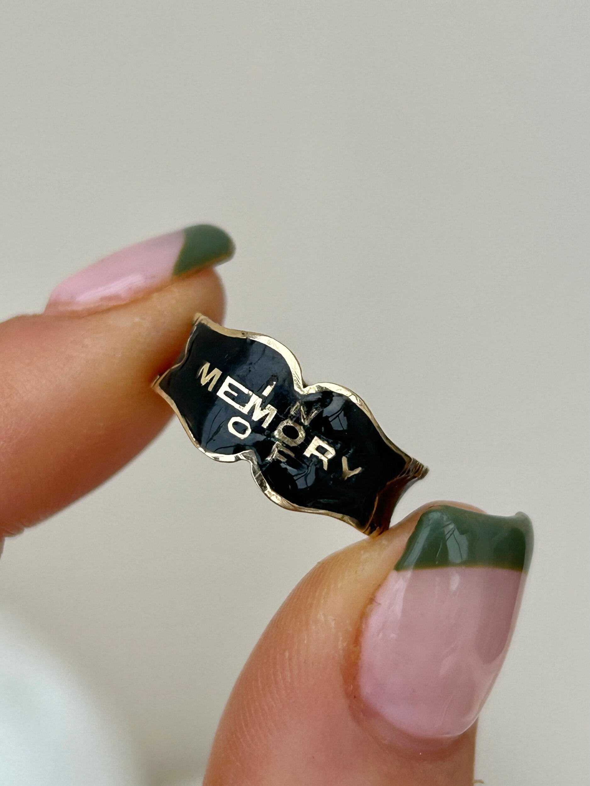 743A538D-4B62-4F3D-BF7B-52264751198F