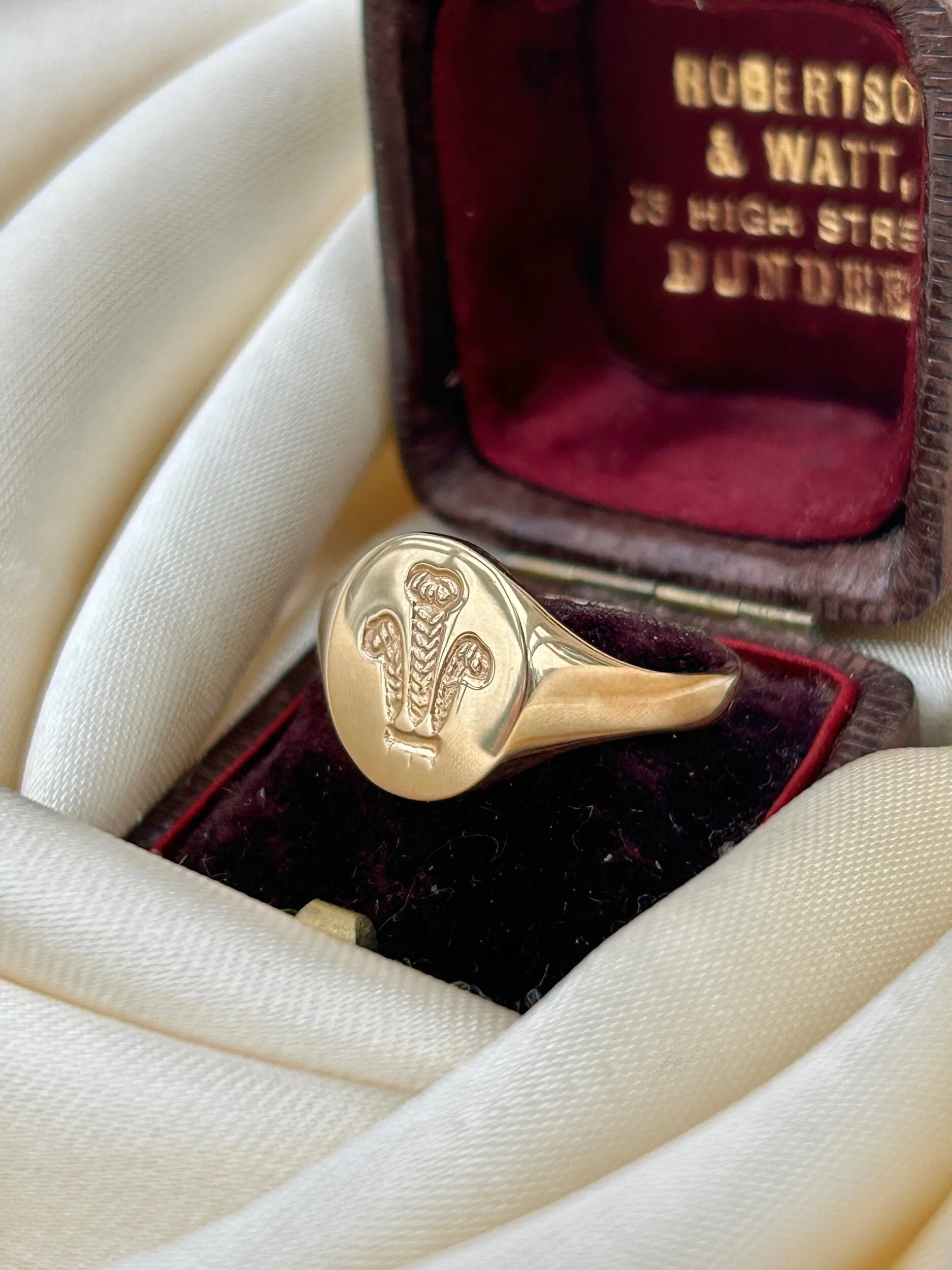 DE86F318-0491-4AD8-964F-8D5C357AC444