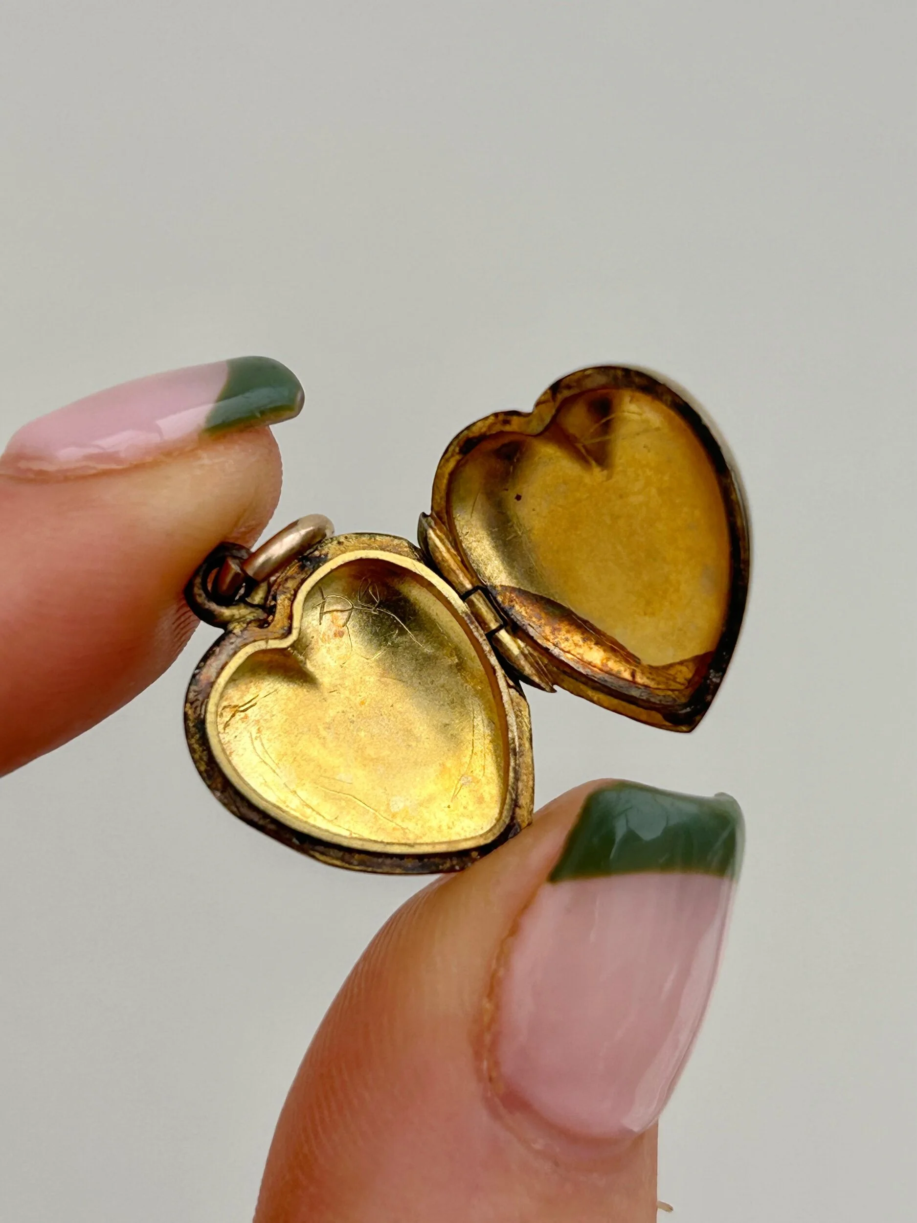 47B3AF10-438A-49B3-97FC-4F2B35448BC0