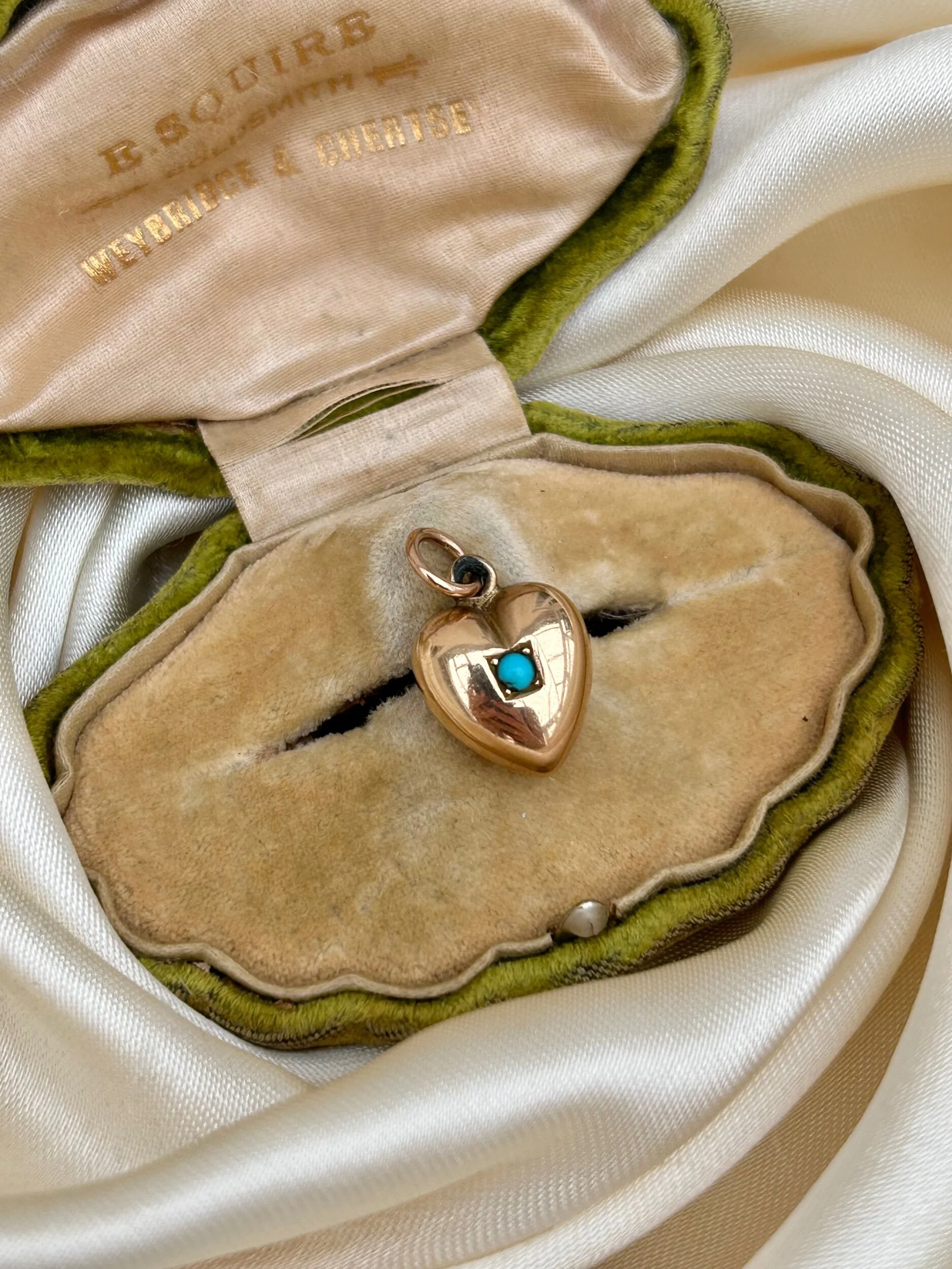 5626FECC-452E-4536-952E-2F3D00BA4A65