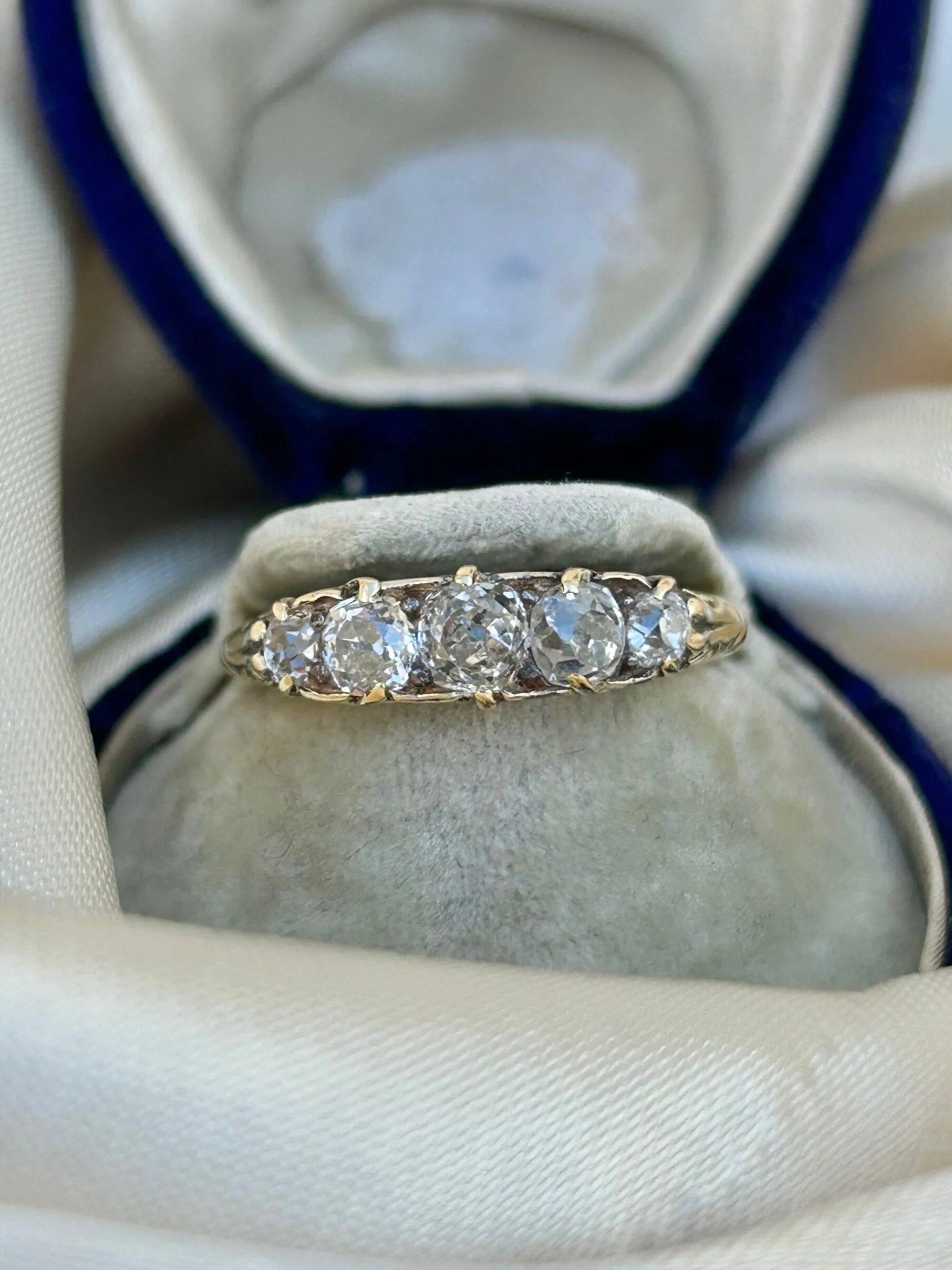 DA594B4D-2771-4A29-85D9-4986A76E81D2