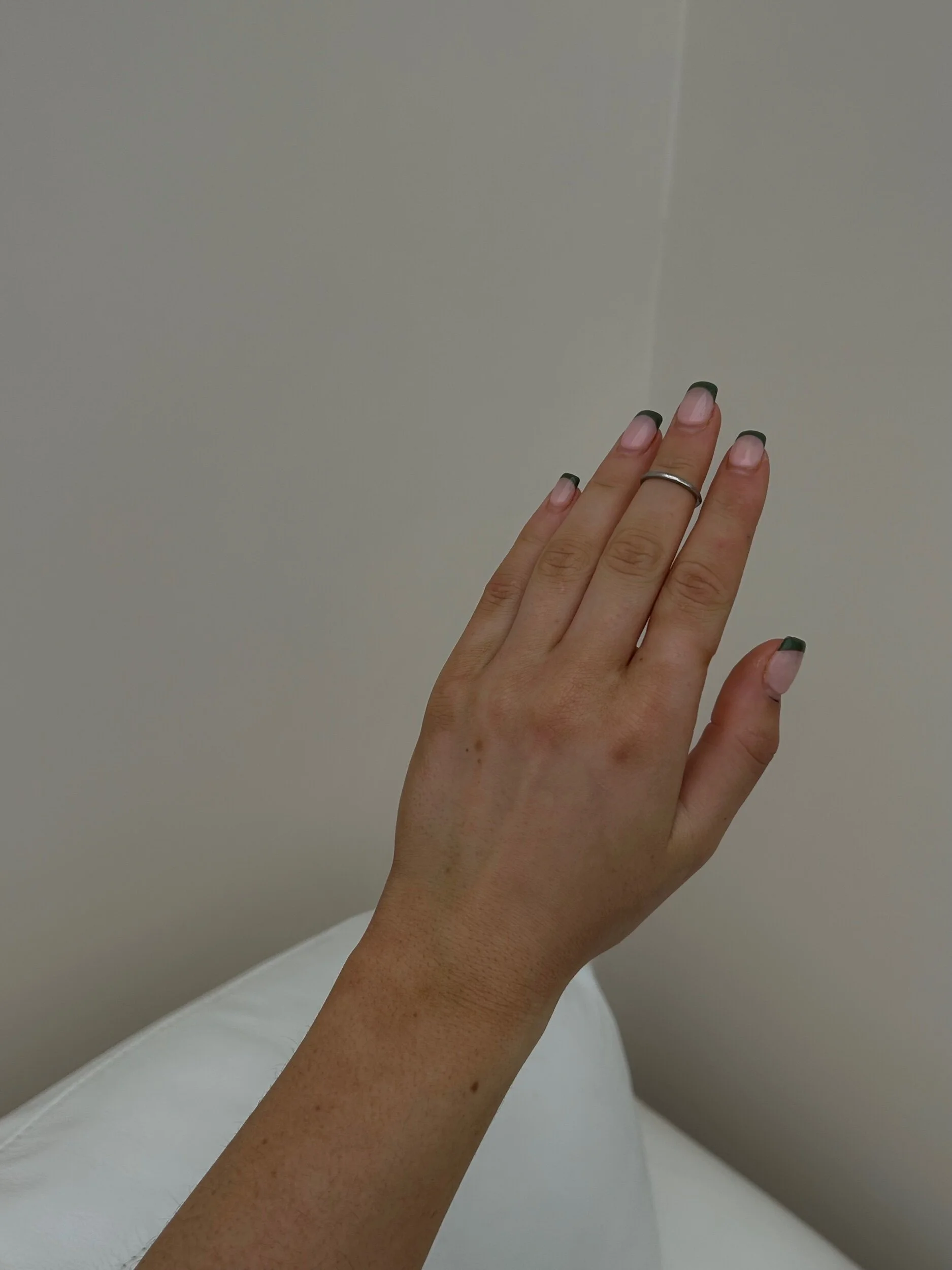 DA5DCCD5-FF8A-4A8D-9DB9-891ED0BD9DAC