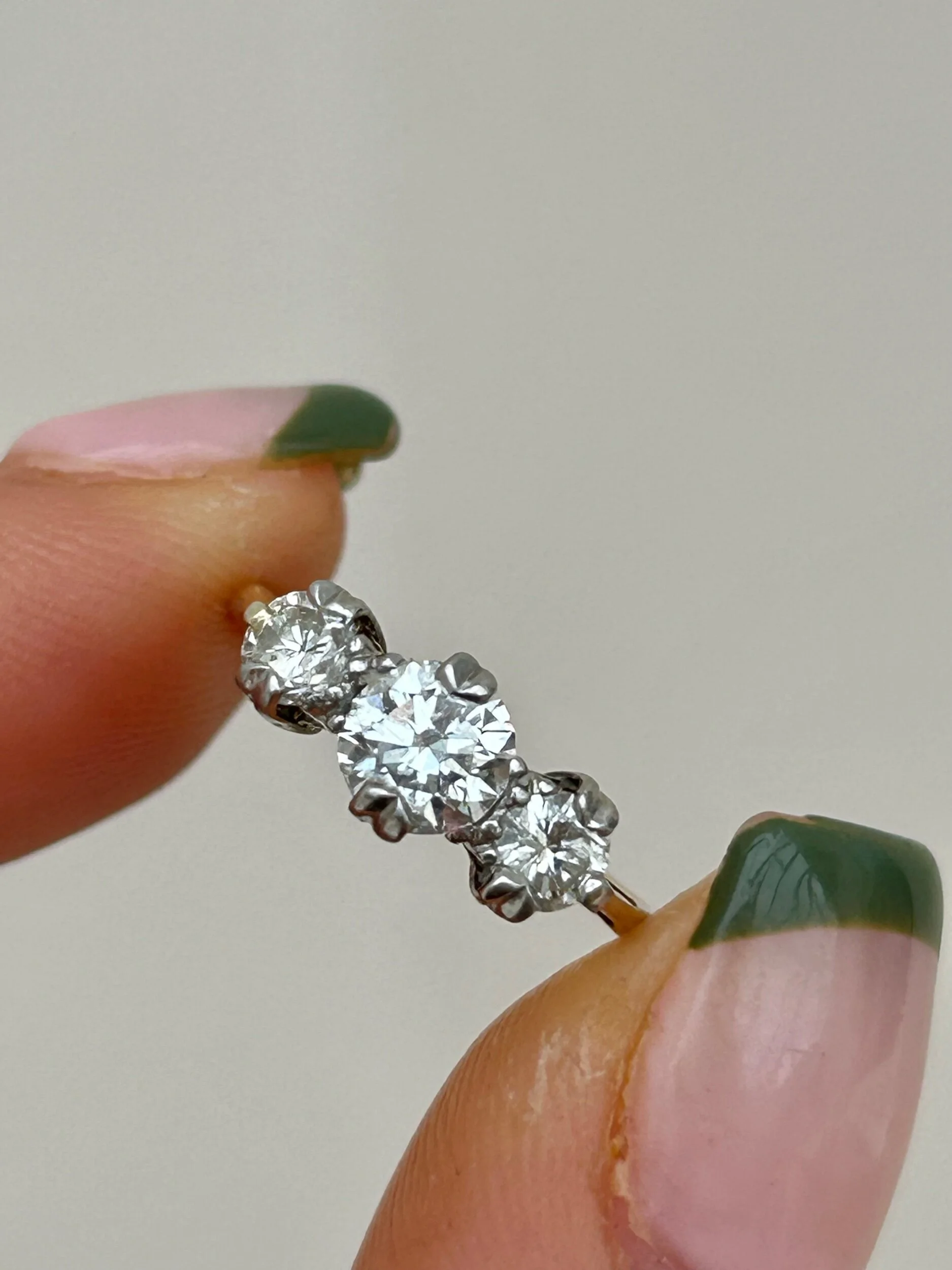 F2F52FAA-4ABE-445E-B2E6-BB03D3DFB3F7