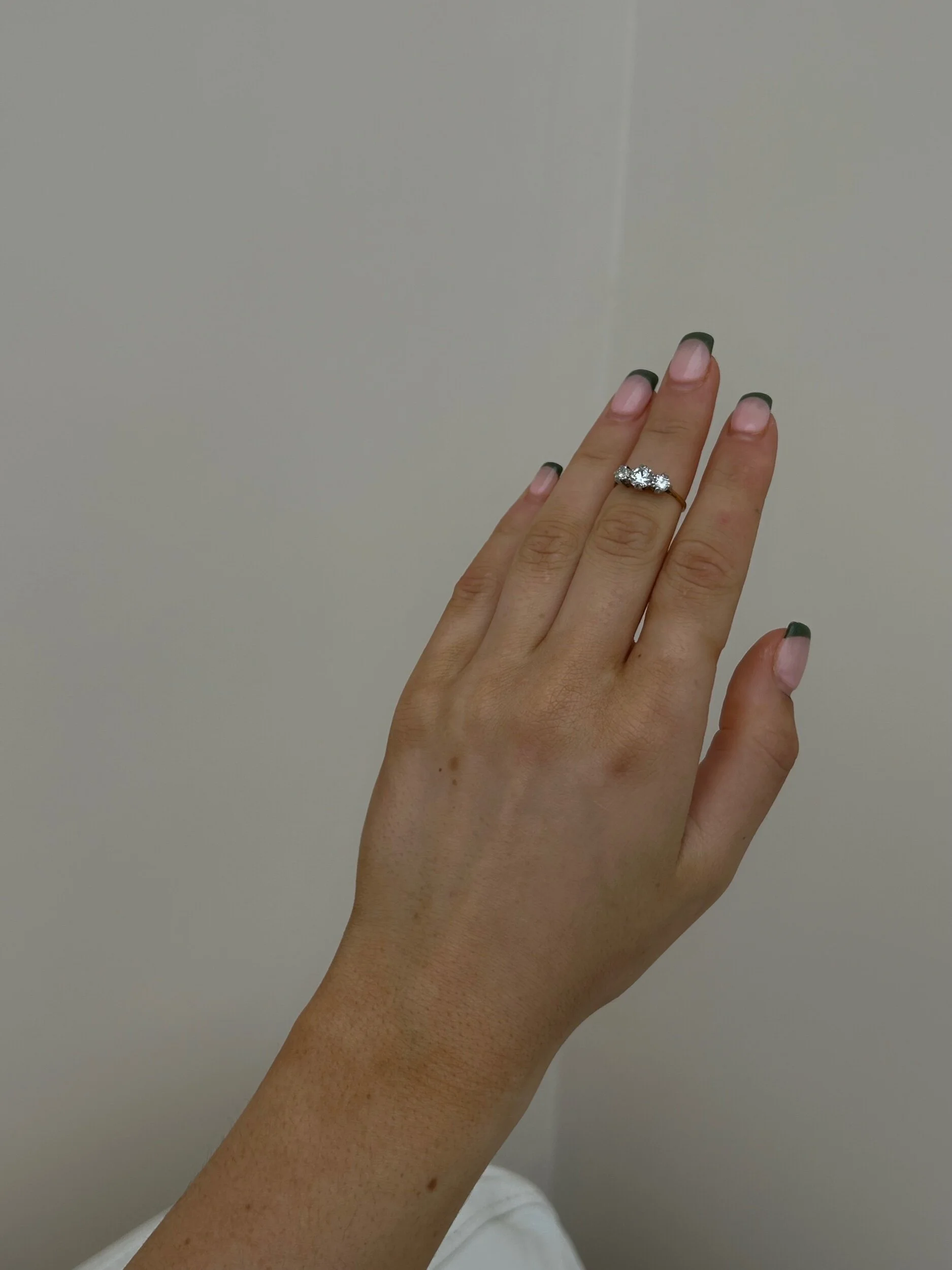 4C6B22A6-2979-4945-ACFE-3D5A39087476