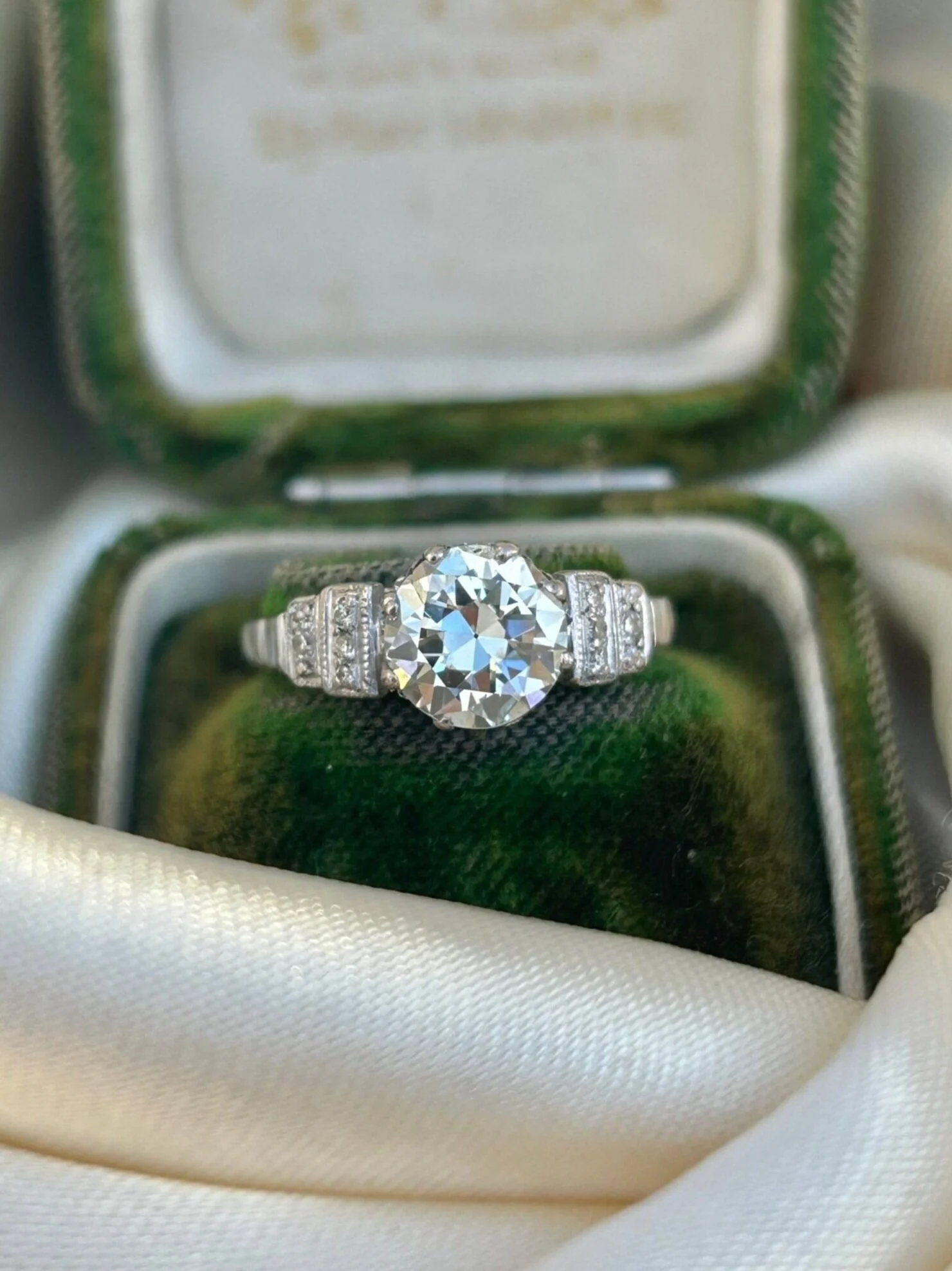 6CD94A06-8A75-46CB-AFE4-093F960798EB