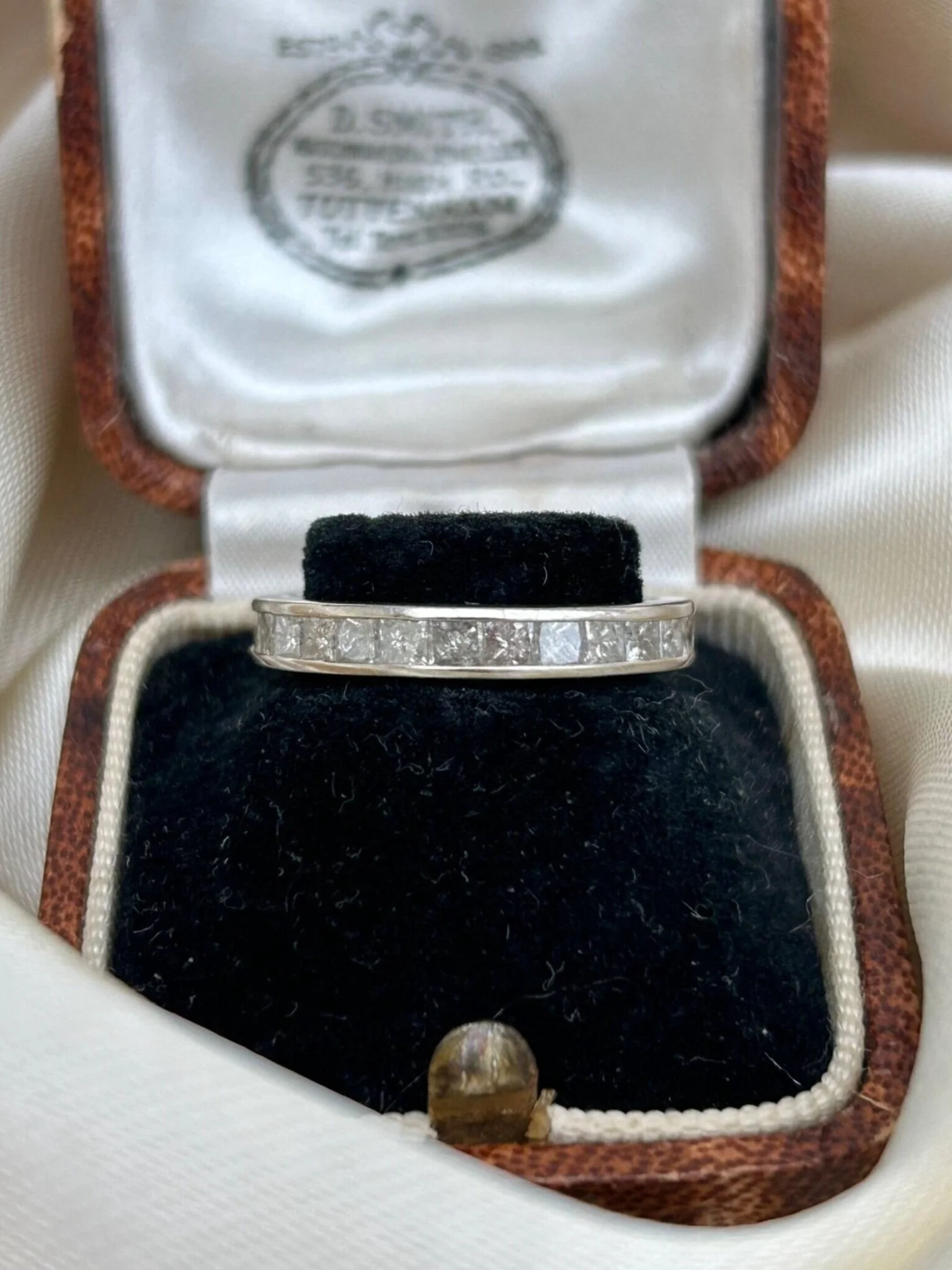 8066D1C0-B1EA-45E7-B5FD-BD36070F1536