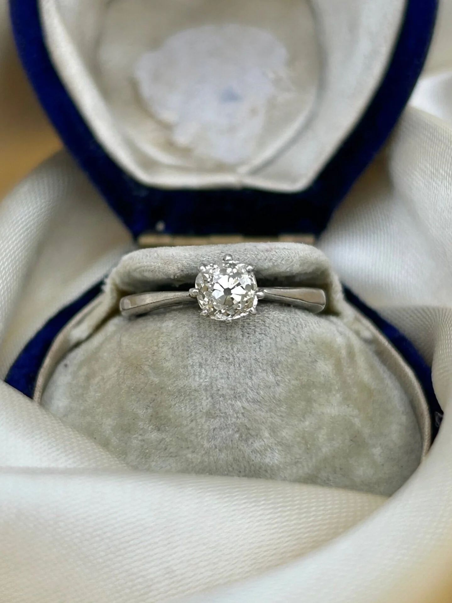 7B28031D-E1C4-4229-AA31-7E00D23FECB1